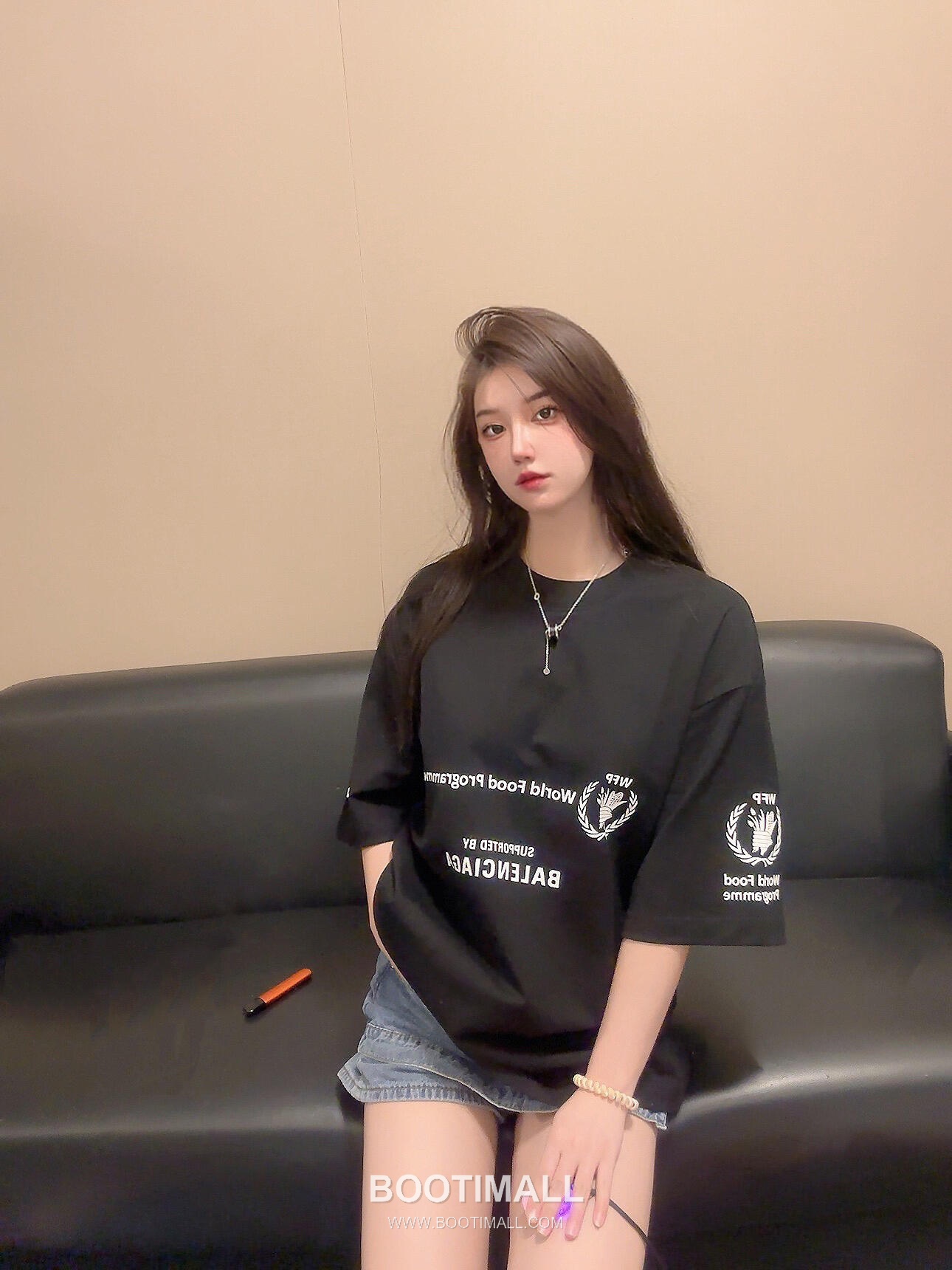 Balenciaga 2026SS WFP Logo Print Cotton T-Shirt with Collaboration Detail 발렌시아가 2026SS WFP 로고 프린트 코튼 반팔 티셔츠 콜라보 디테일 5