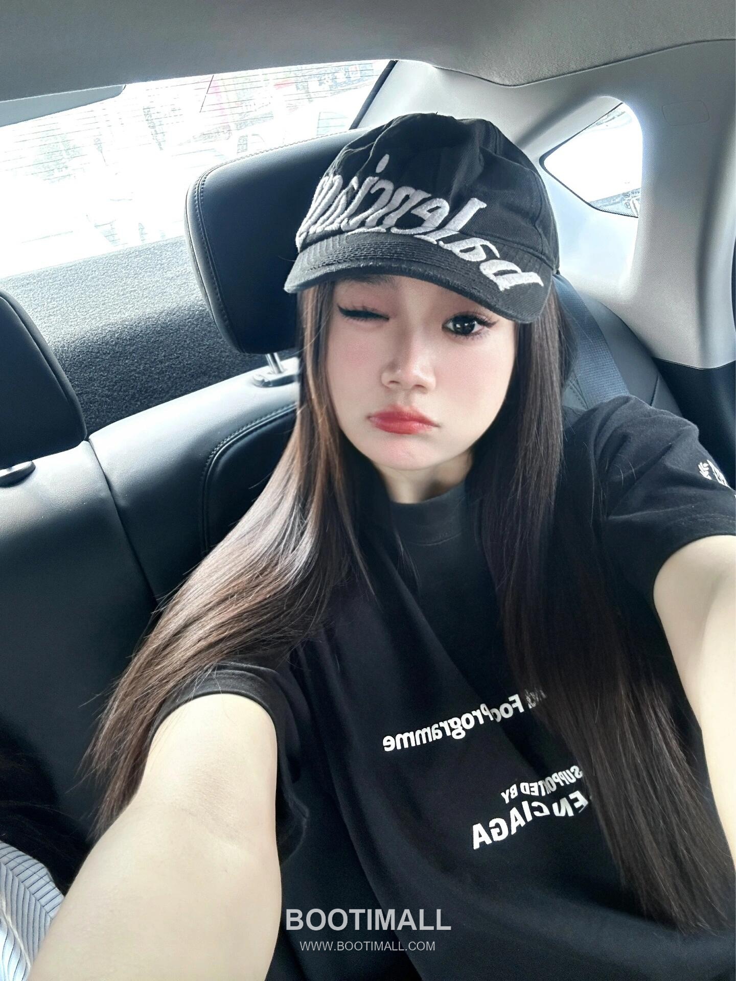 Balenciaga 2026SS WFP Logo Print Cotton T-Shirt with Collaboration Detail 발렌시아가 2026SS WFP 로고 프린트 코튼 반팔 티셔츠 콜라보 디테일 7