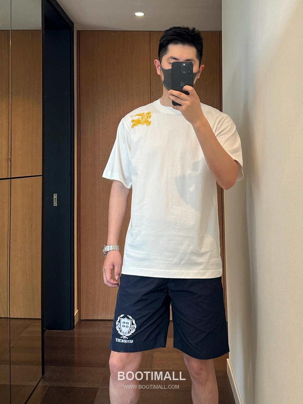 Burberry 2026SS Equestrian Knight Print Cotton T-Shirt with Logo Detail 버버리 2026SS 마술 기사 프린트 코튼 반팔 티셔츠 로고 디테일 16