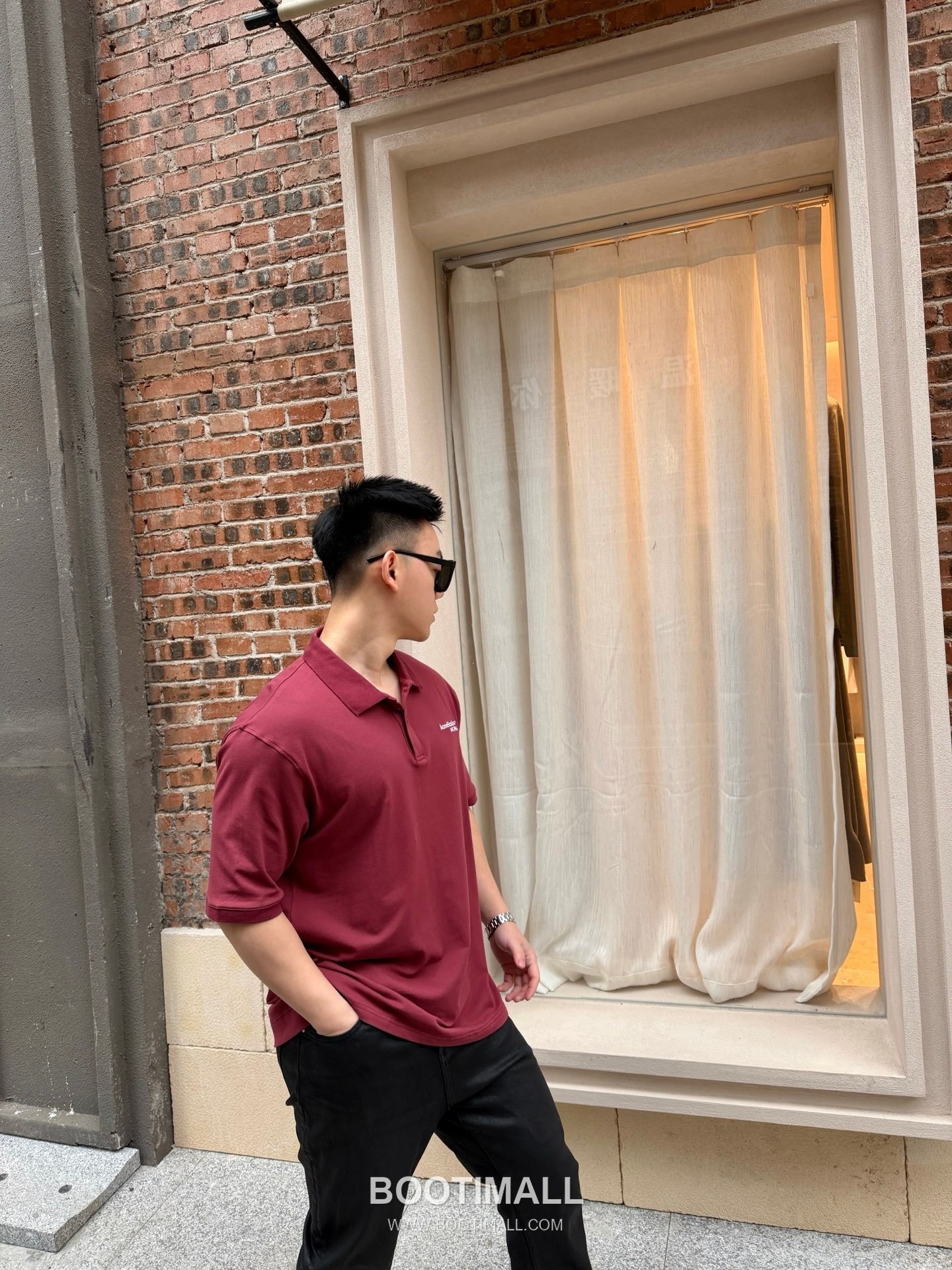 Acne Studios 2026SS Logo Embroidered Cotton Piqué Polo Shirt with Shell Button 아크네스튜디오 2026SS 로고 자수 코튼 피케 폴로 셔츠 쉘 버튼 6