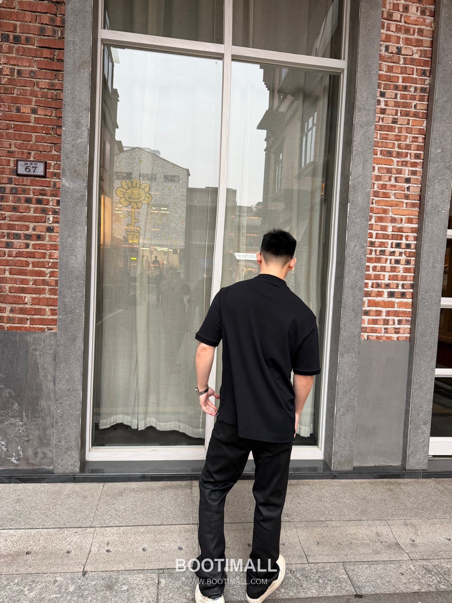 Acne Studios 2026SS Logo Embroidered Cotton Piqué Polo Shirt with Shell Button 아크네스튜디오 2026SS 로고 자수 코튼 피케 폴로 셔츠 쉘 버튼 8