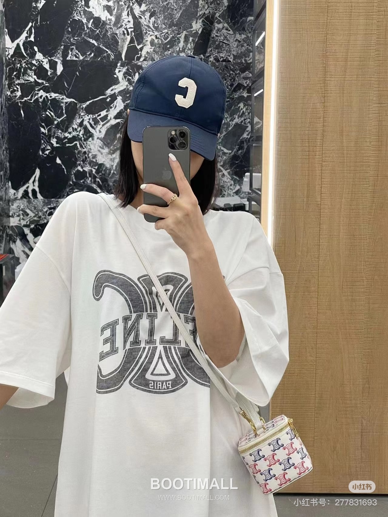 Celine 2026SS Graphic Print Cotton T-Shirt with Logo Detail 셀린느 2026SS 그래픽 프린트 코튼 반팔 티셔츠 로고 디테일 1