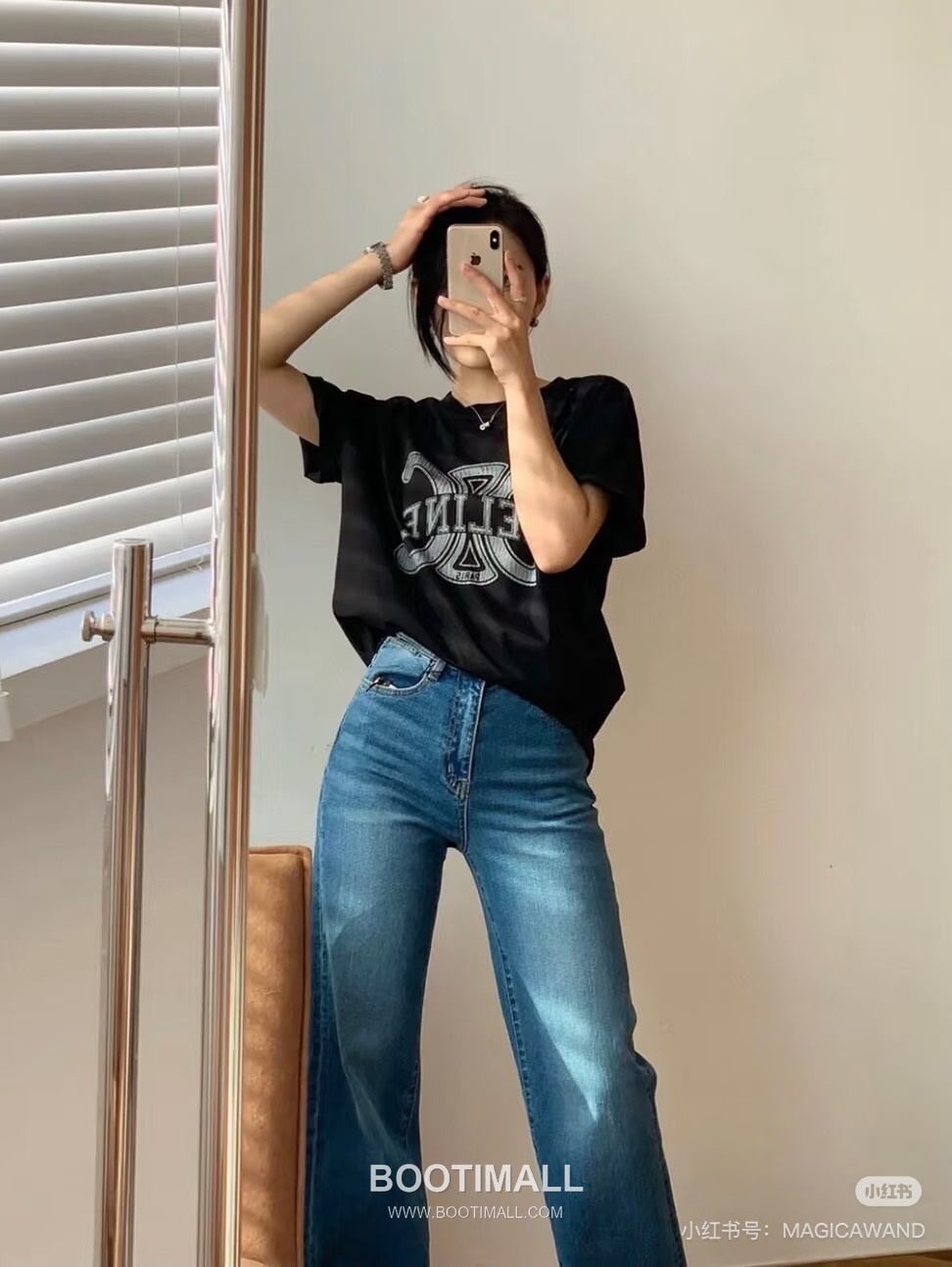 Celine 2026SS Graphic Print Cotton T-Shirt with Logo Detail 셀린느 2026SS 그래픽 프린트 코튼 반팔 티셔츠 로고 디테일 7