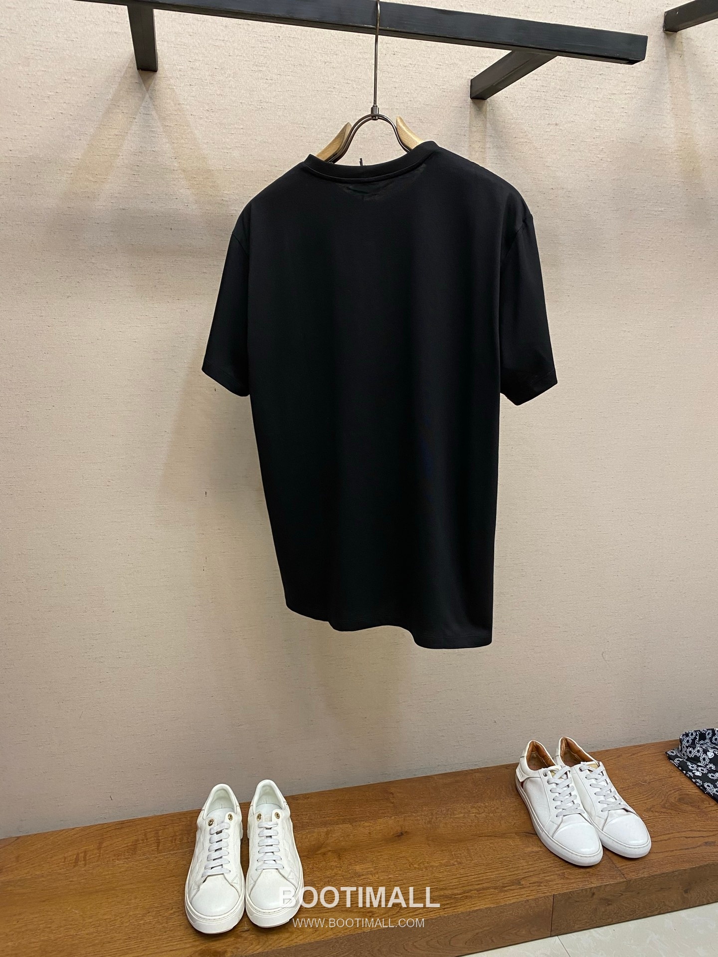 Celine 2026SS Graphic Print Cotton T-Shirt with Logo Detail 셀린느 2026SS 그래픽 프린트 코튼 반팔 티셔츠 로고 디테일 11