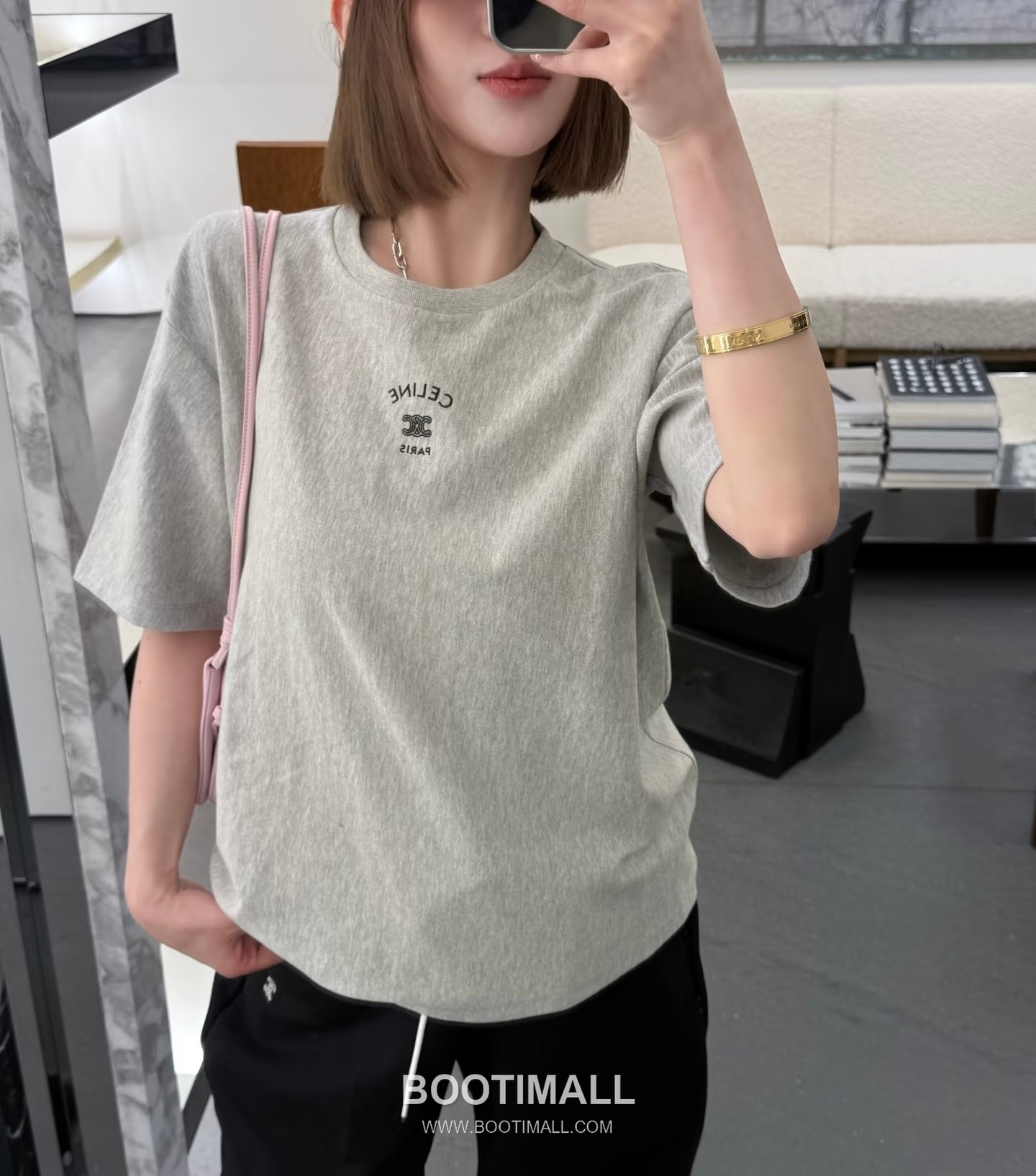 Celine 2026FW Triomphe Embroidered Cotton T-Shirt with Logo Detail 셀린느 2026FW 트리옹프 자수 코튼 반팔 티셔츠 로고 디테일 5