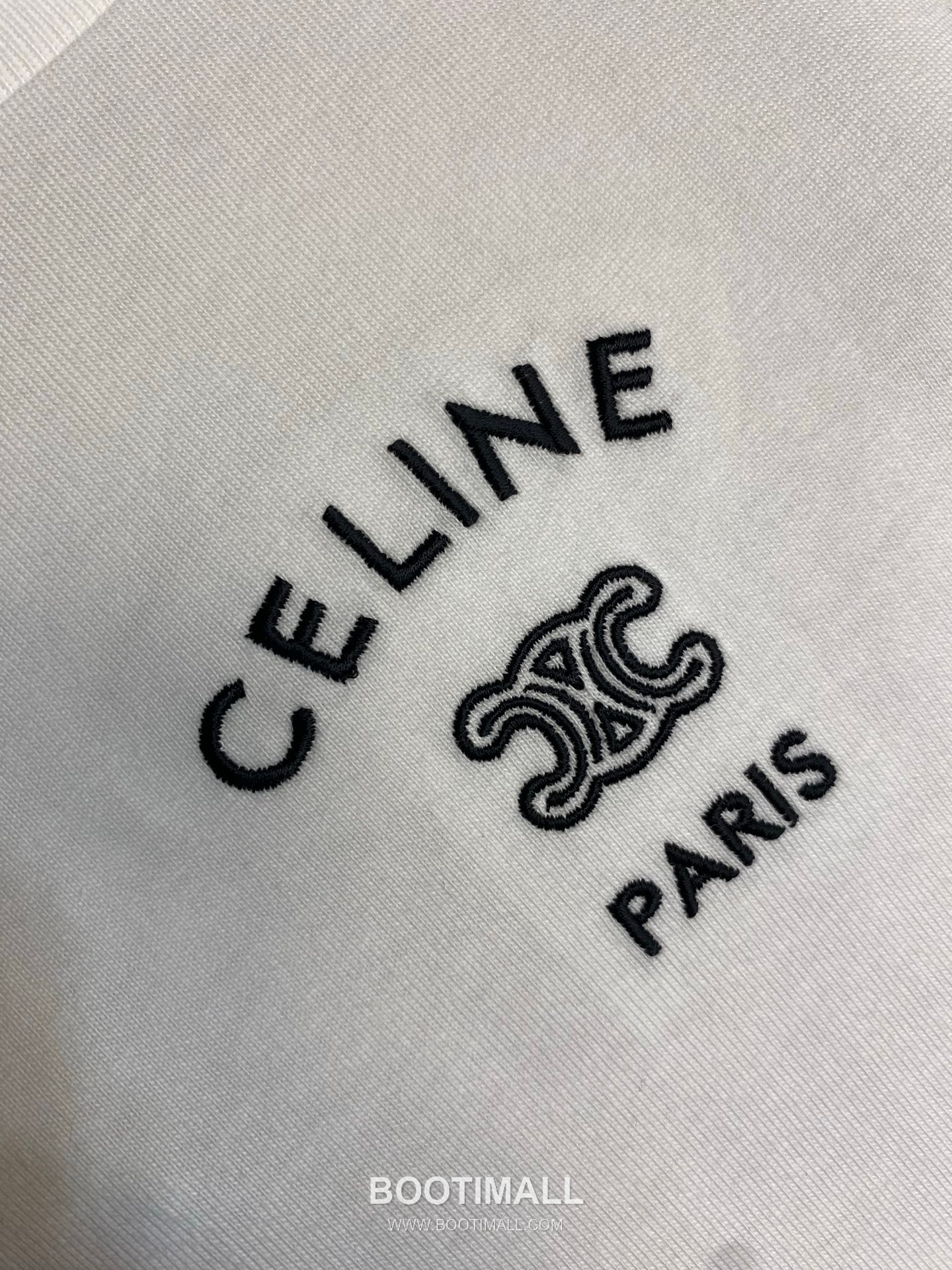 Celine 2026FW Triomphe Embroidered Cotton T-Shirt with Logo Detail 셀린느 2026FW 트리옹프 자수 코튼 반팔 티셔츠 로고 디테일 11