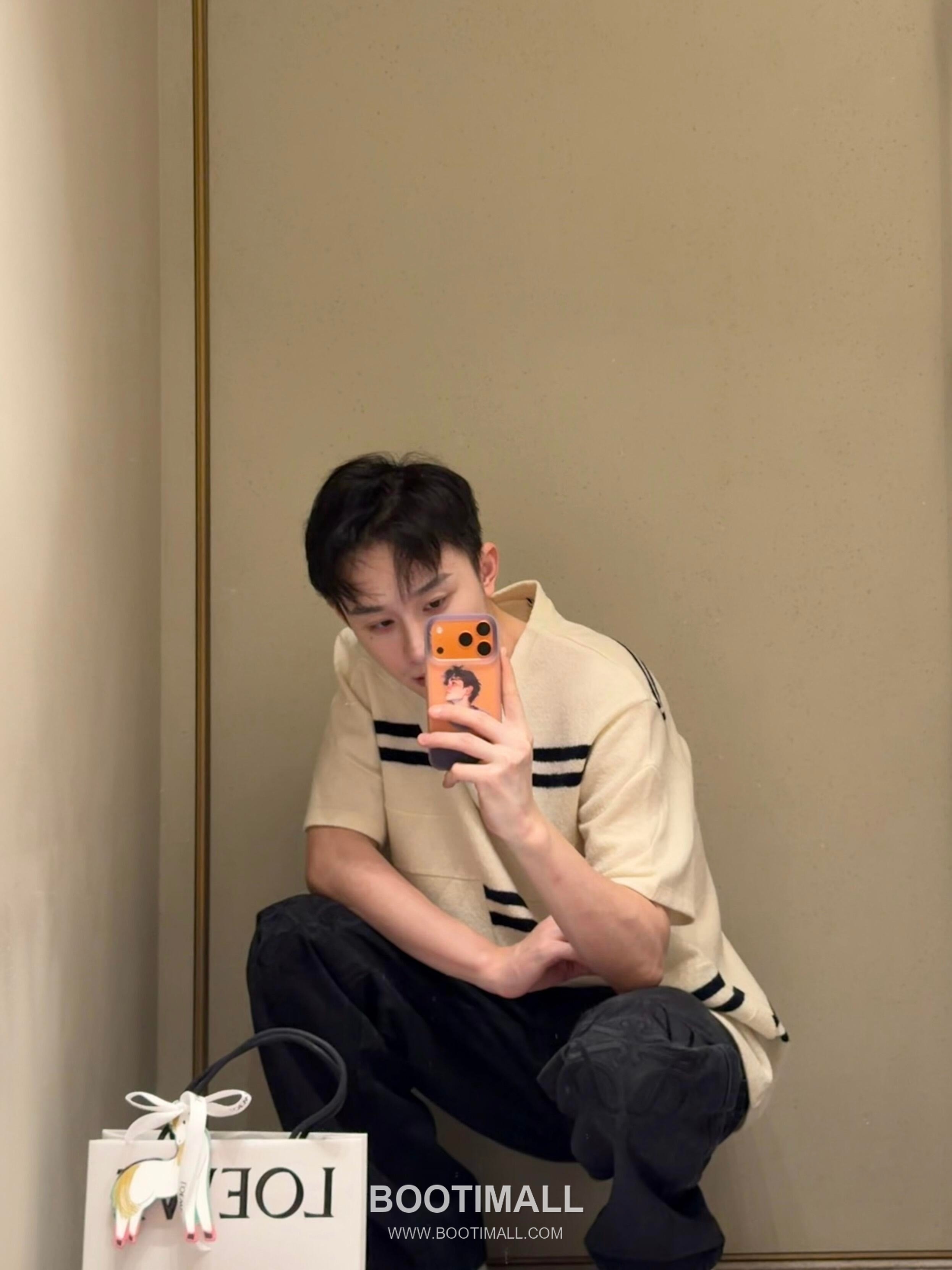 Loewe 2026FW Embroidered Wool Blend Knit T-Shirt with Jacquard Texture 로에베 2026FW 자수 울 혼방 니트 반팔 티셔츠 자카드 텍스처 9