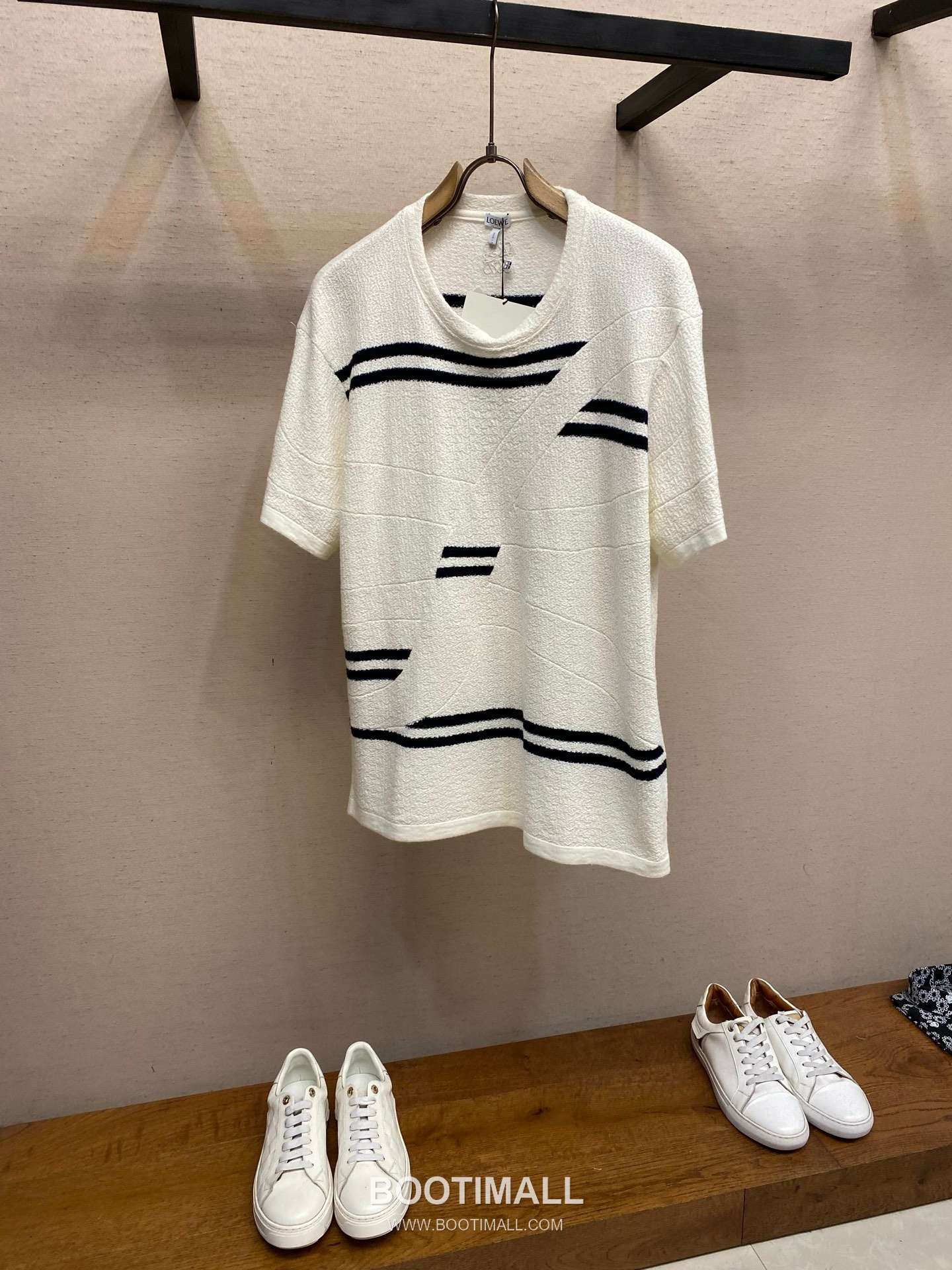 Loewe 2026FW Embroidered Wool Blend Knit T-Shirt with Jacquard Texture 로에베 2026FW 자수 울 혼방 니트 반팔 티셔츠 자카드 텍스처 10