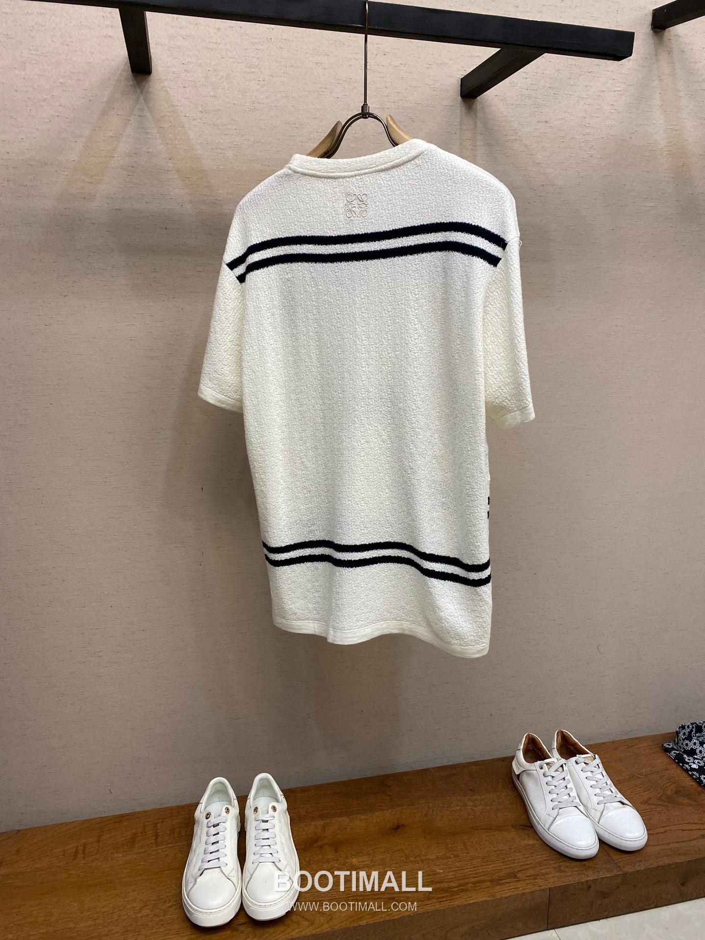 Loewe 2026FW Embroidered Wool Blend Knit T-Shirt with Jacquard Texture 로에베 2026FW 자수 울 혼방 니트 반팔 티셔츠 자카드 텍스처 11