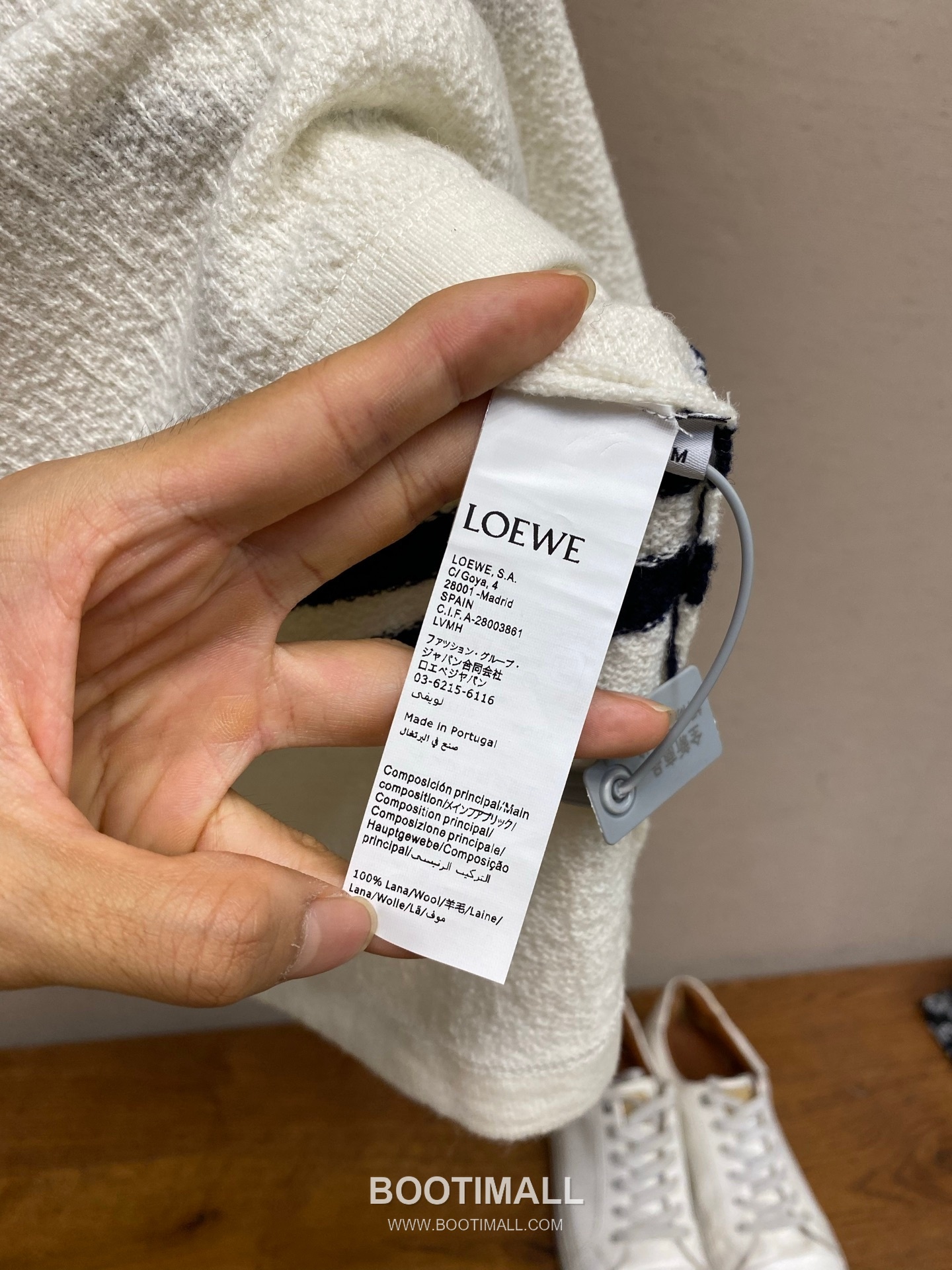 Loewe 2026FW Embroidered Wool Blend Knit T-Shirt with Jacquard Texture 로에베 2026FW 자수 울 혼방 니트 반팔 티셔츠 자카드 텍스처 16