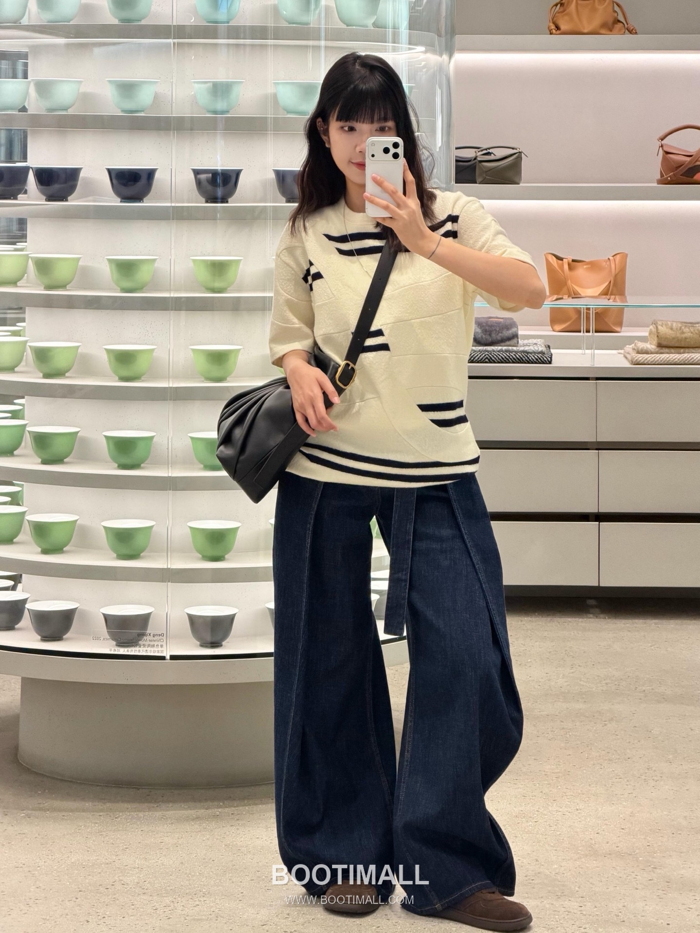 Loewe 2026FW Embroidered Wool Blend Knit T-Shirt with Jacquard Texture 로에베 2026FW 자수 울 혼방 니트 반팔 티셔츠 자카드 텍스처 25