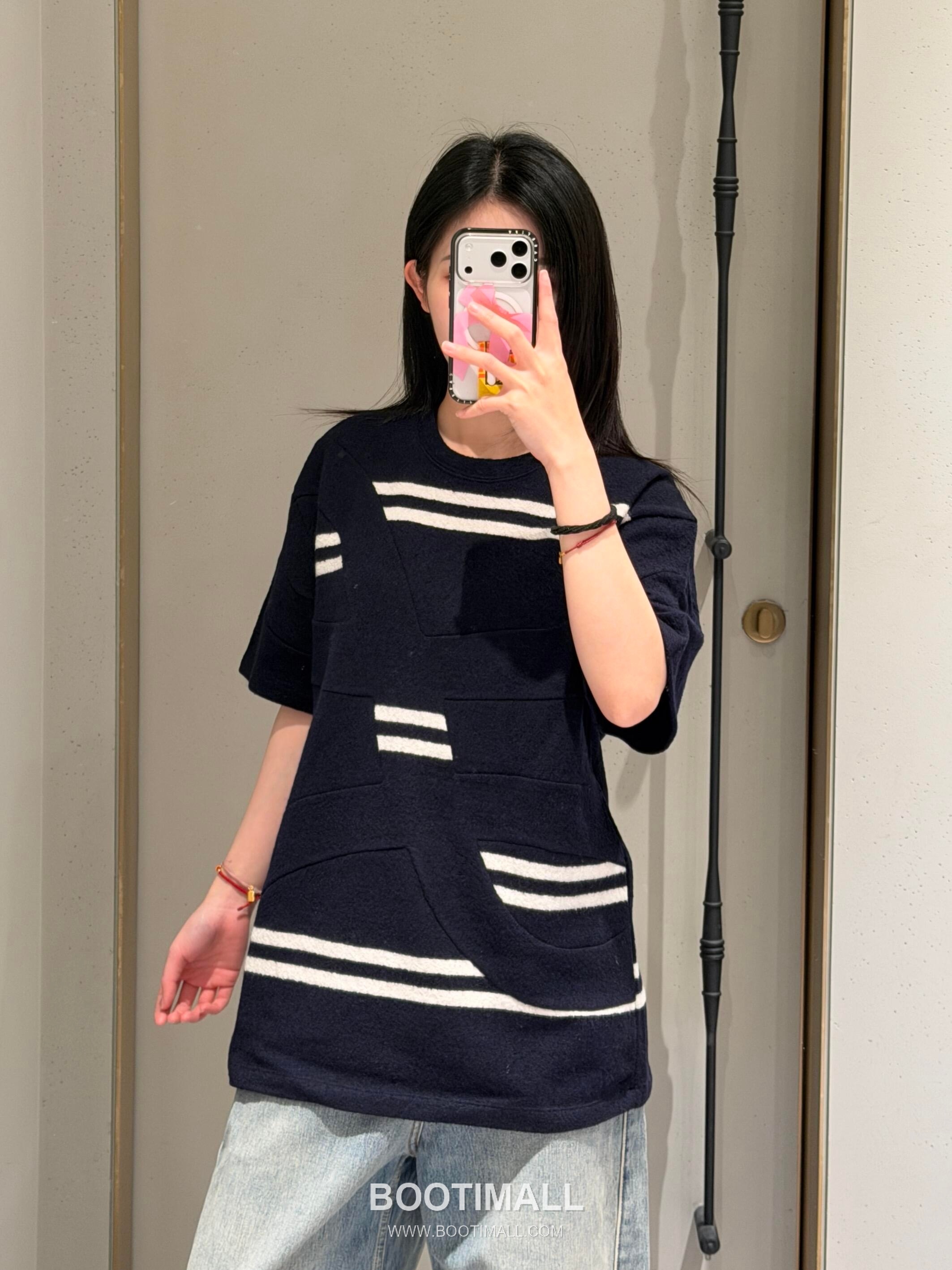 Loewe 2026FW Embroidered Wool Blend Knit T-Shirt with Jacquard Texture 로에베 2026FW 자수 울 혼방 니트 반팔 티셔츠 자카드 텍스처 2