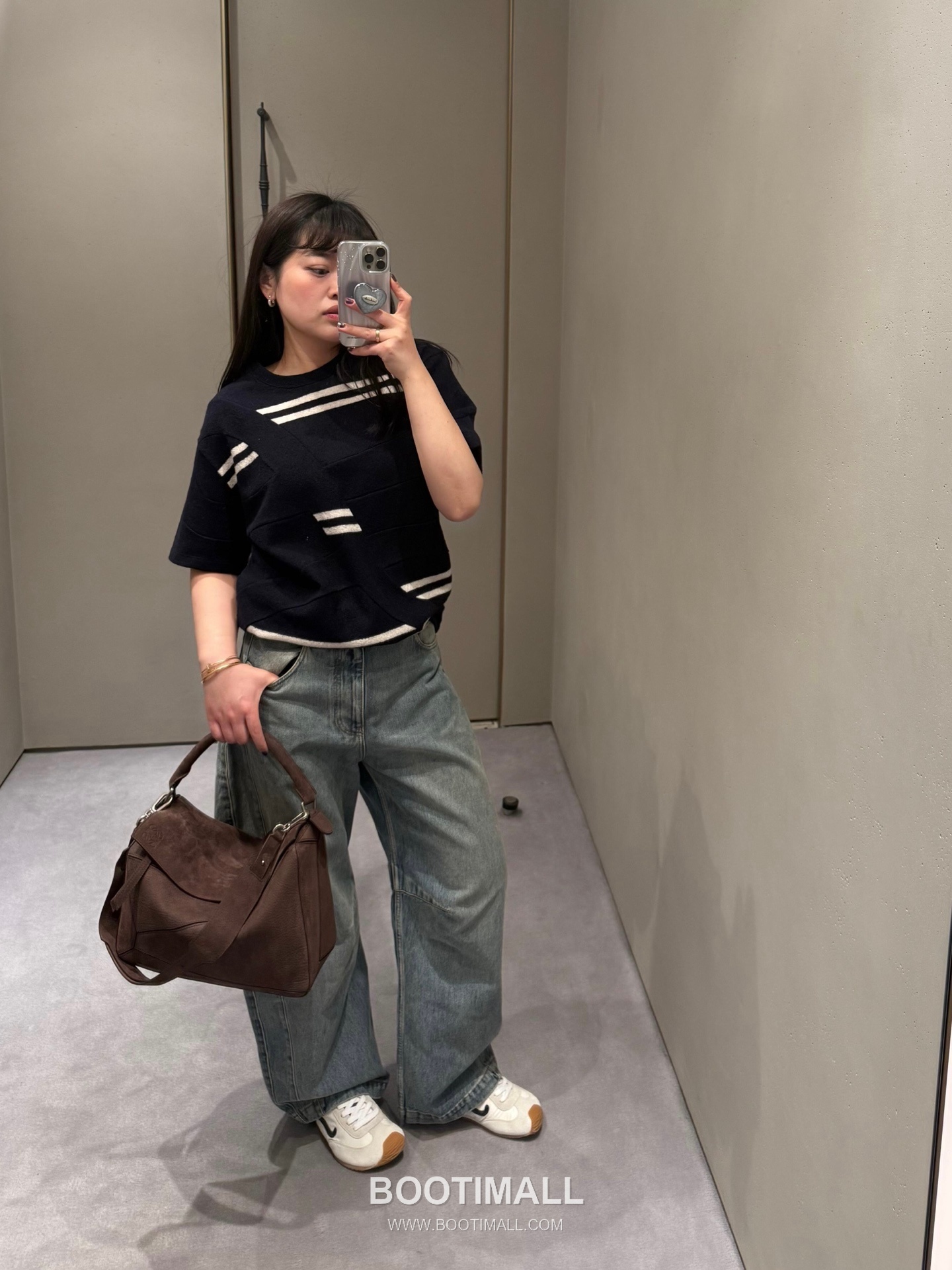 Loewe 2026FW Embroidered Wool Blend Knit T-Shirt with Jacquard Texture 로에베 2026FW 자수 울 혼방 니트 반팔 티셔츠 자카드 텍스처 6