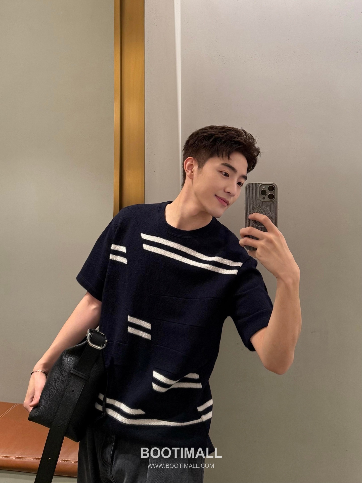 Loewe 2026FW Embroidered Wool Blend Knit T-Shirt with Jacquard Texture 로에베 2026FW 자수 울 혼방 니트 반팔 티셔츠 자카드 텍스처 19