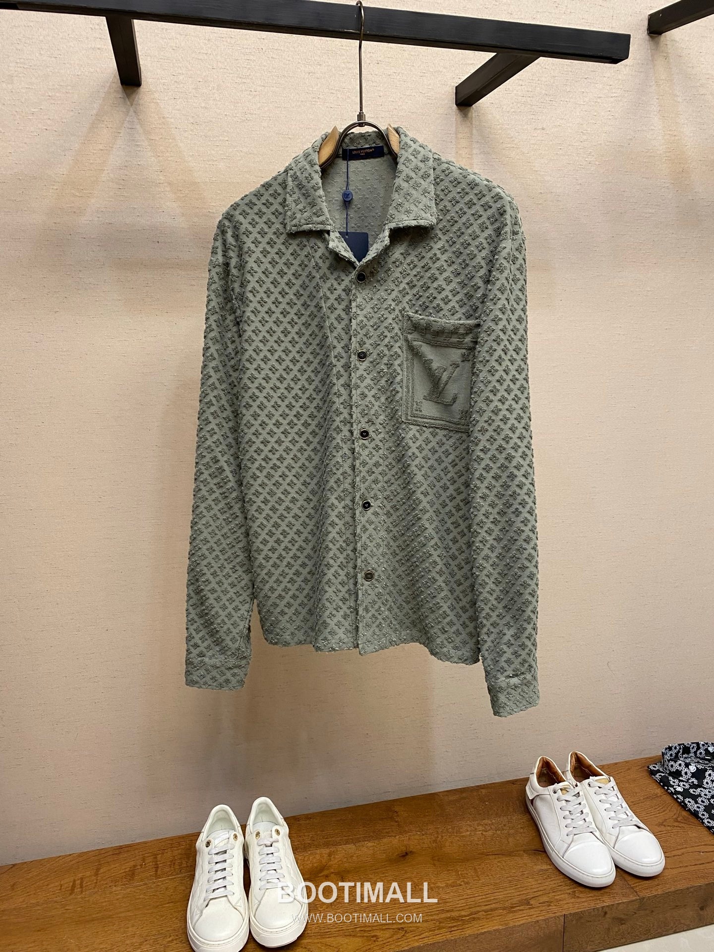 Louis Vuitton 2026SS Monogram Cotton Shirt with Pocket Detail 루이비통 2026SS 모노그램 코튼 셔츠 포켓 디테일 10