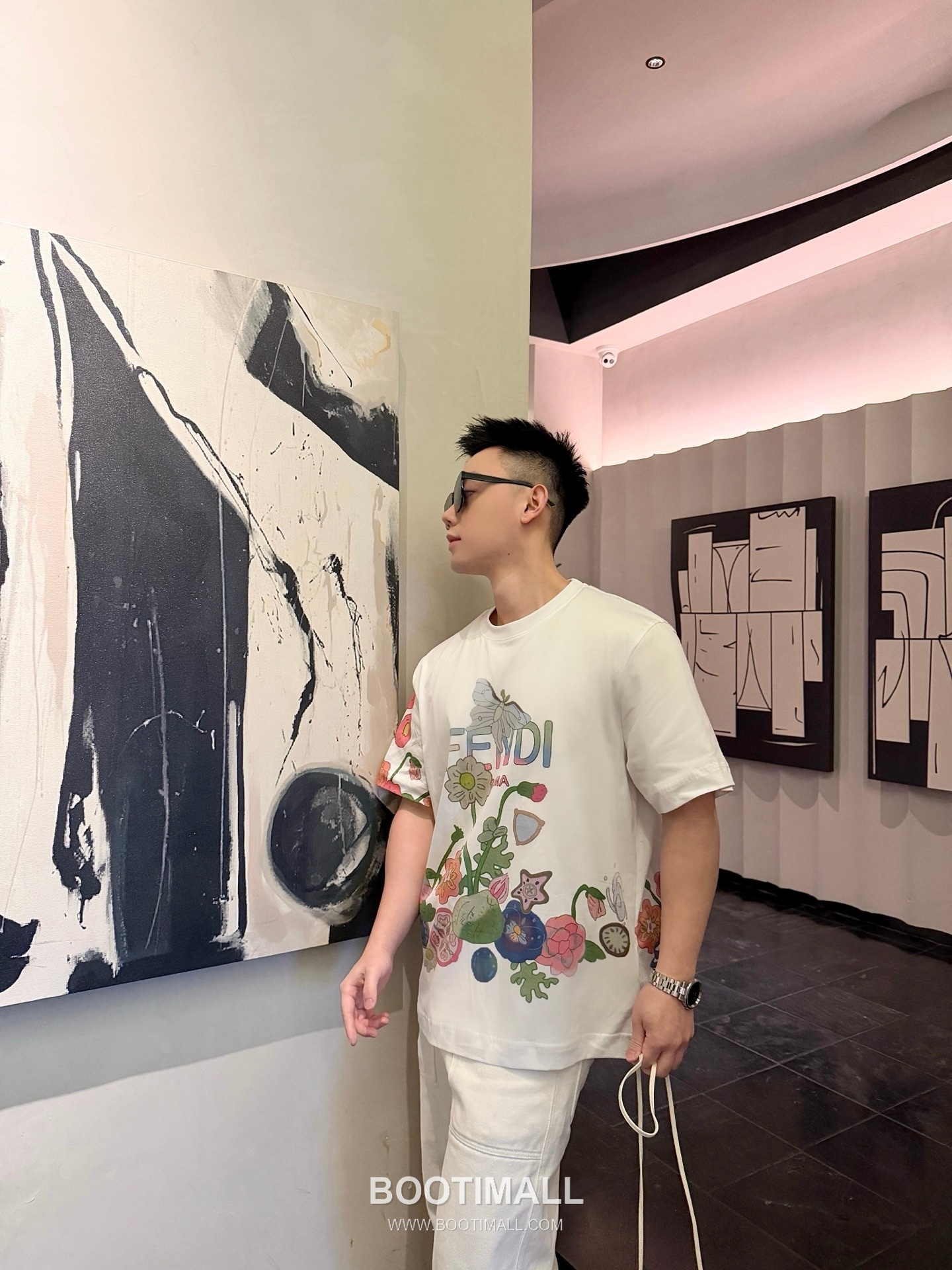 Fendi 2026SS Future Colorblock Print Cotton T-Shirt with Logo Detail 펜디 2026SS 퓨처 컬러블록 프린트 코튼 반팔 티셔츠 로고 디테일 5