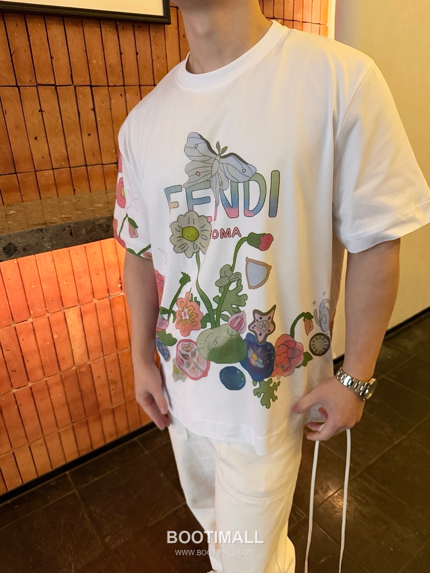 Fendi 2026SS Future Colorblock Print Cotton T-Shirt with Logo Detail 펜디 2026SS 퓨처 컬러블록 프린트 코튼 반팔 티셔츠 로고 디테일 9