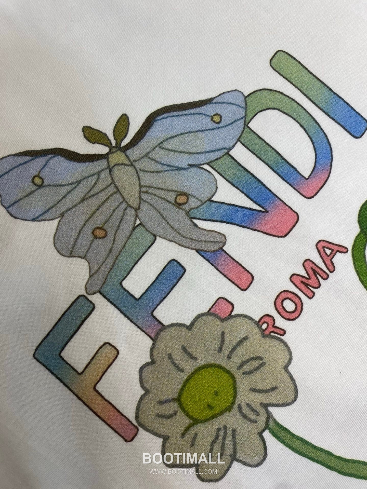 Fendi 2026SS Future Colorblock Print Cotton T-Shirt with Logo Detail 펜디 2026SS 퓨처 컬러블록 프린트 코튼 반팔 티셔츠 로고 디테일 14