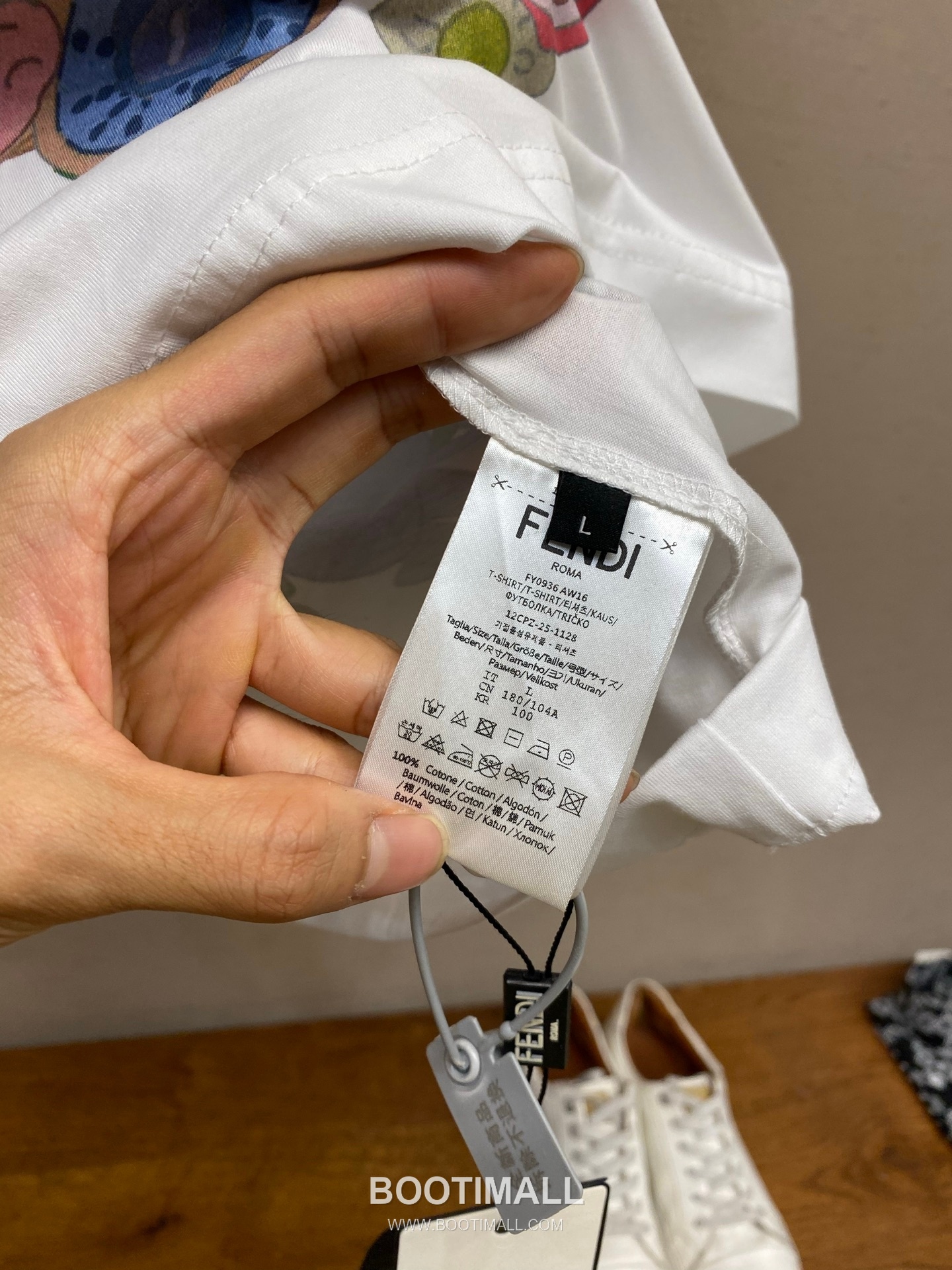 Fendi 2026SS Future Colorblock Print Cotton T-Shirt with Logo Detail 펜디 2026SS 퓨처 컬러블록 프린트 코튼 반팔 티셔츠 로고 디테일 16