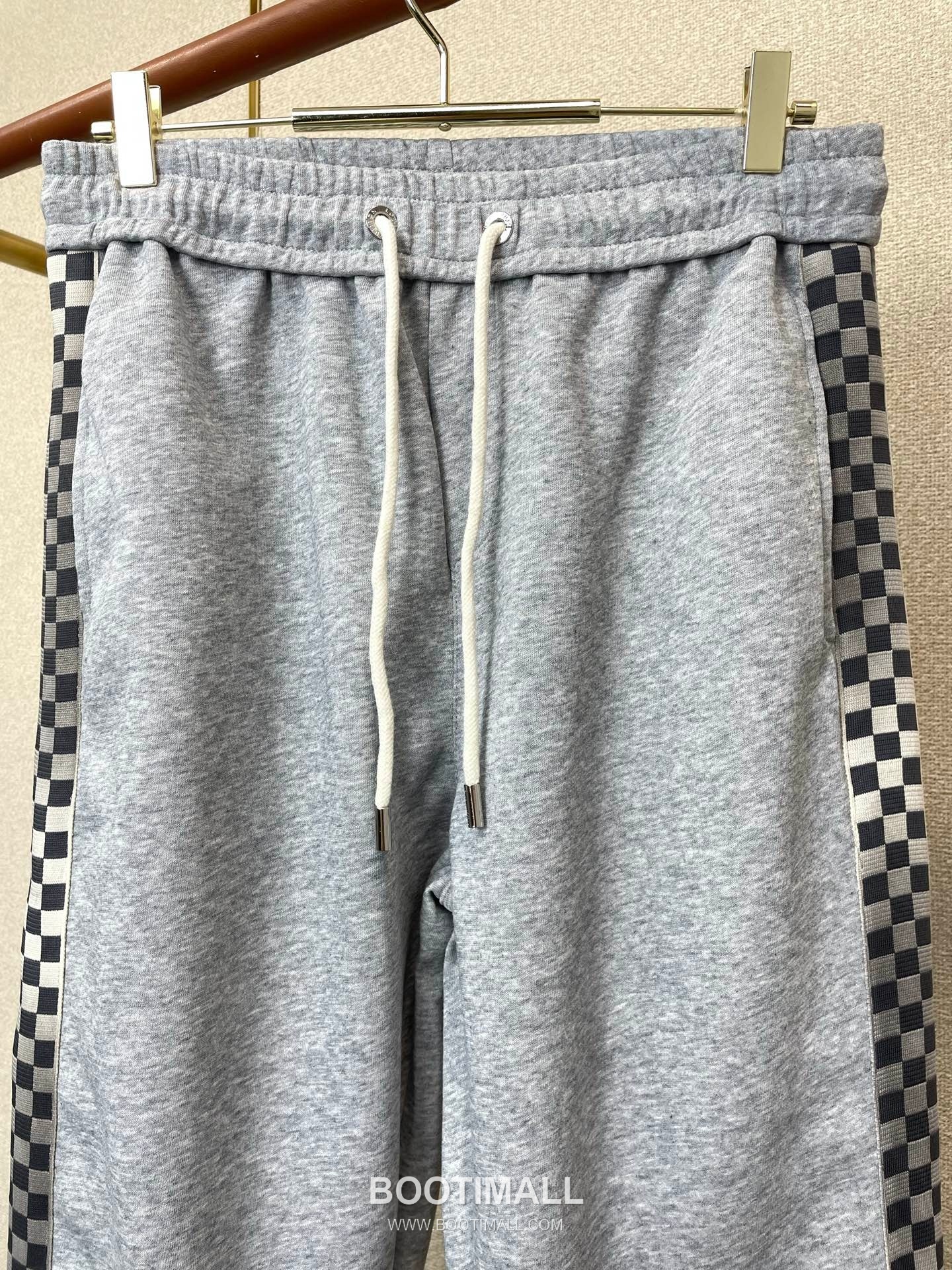 Louis Vuitton SS26 Cotton Blend Logo Embroidered Casual Pants 루이비통 SS26 코튼 혼방 로고 자수 캐주얼 팬츠 5