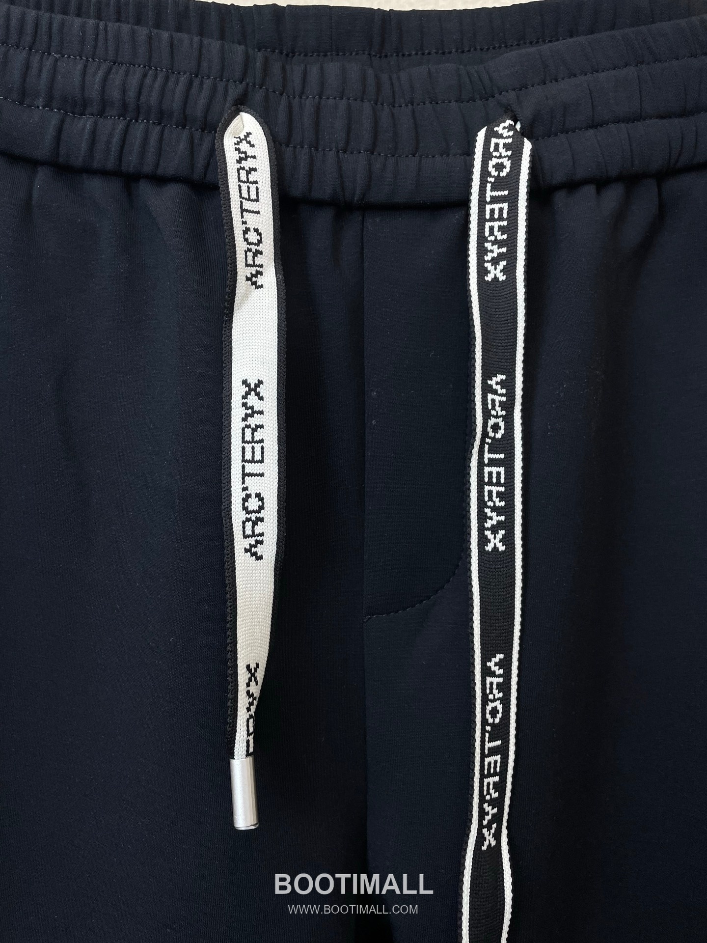 Arc'teryx SS26 Nylon Blend Logo Embroidered Casual Pants 아크테릭스 SS26 나일론 혼방 로고 자수 캐주얼 팬츠 6