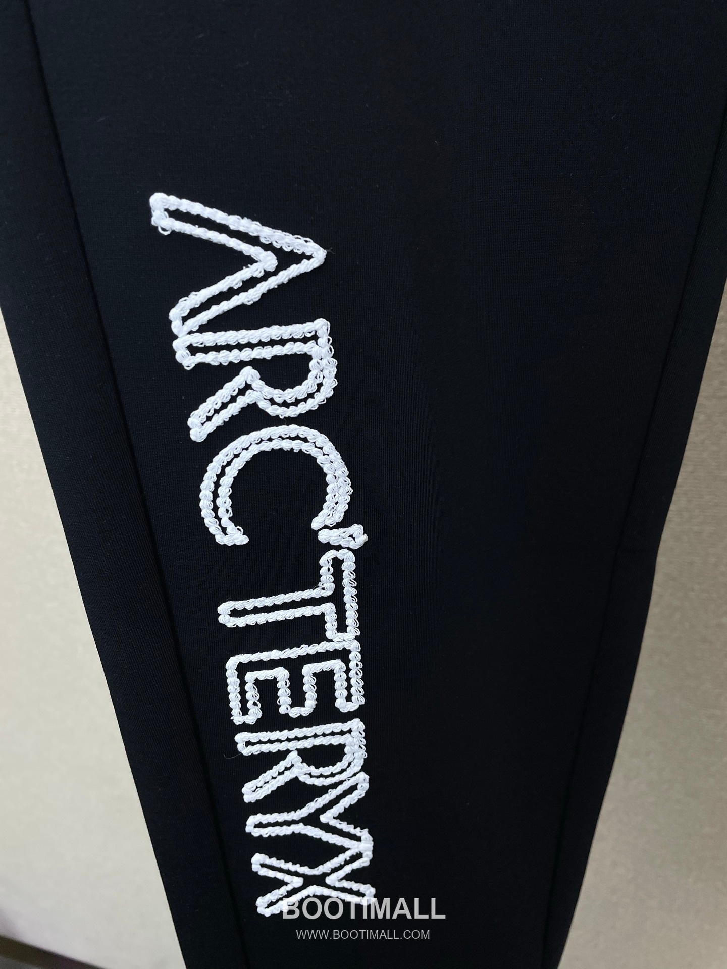 Arc'teryx SS26 Nylon Blend Logo Embroidered Casual Pants 아크테릭스 SS26 나일론 혼방 로고 자수 캐주얼 팬츠 8