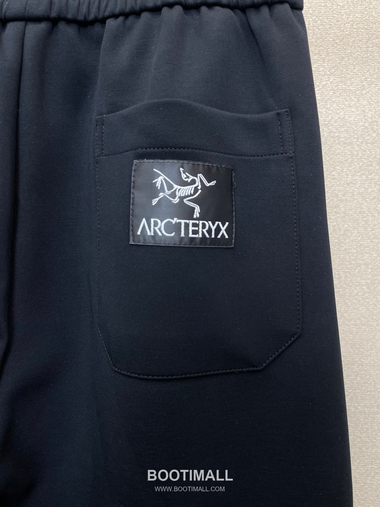 Arc'teryx SS26 Nylon Blend Logo Embroidered Casual Pants 아크테릭스 SS26 나일론 혼방 로고 자수 캐주얼 팬츠 9
