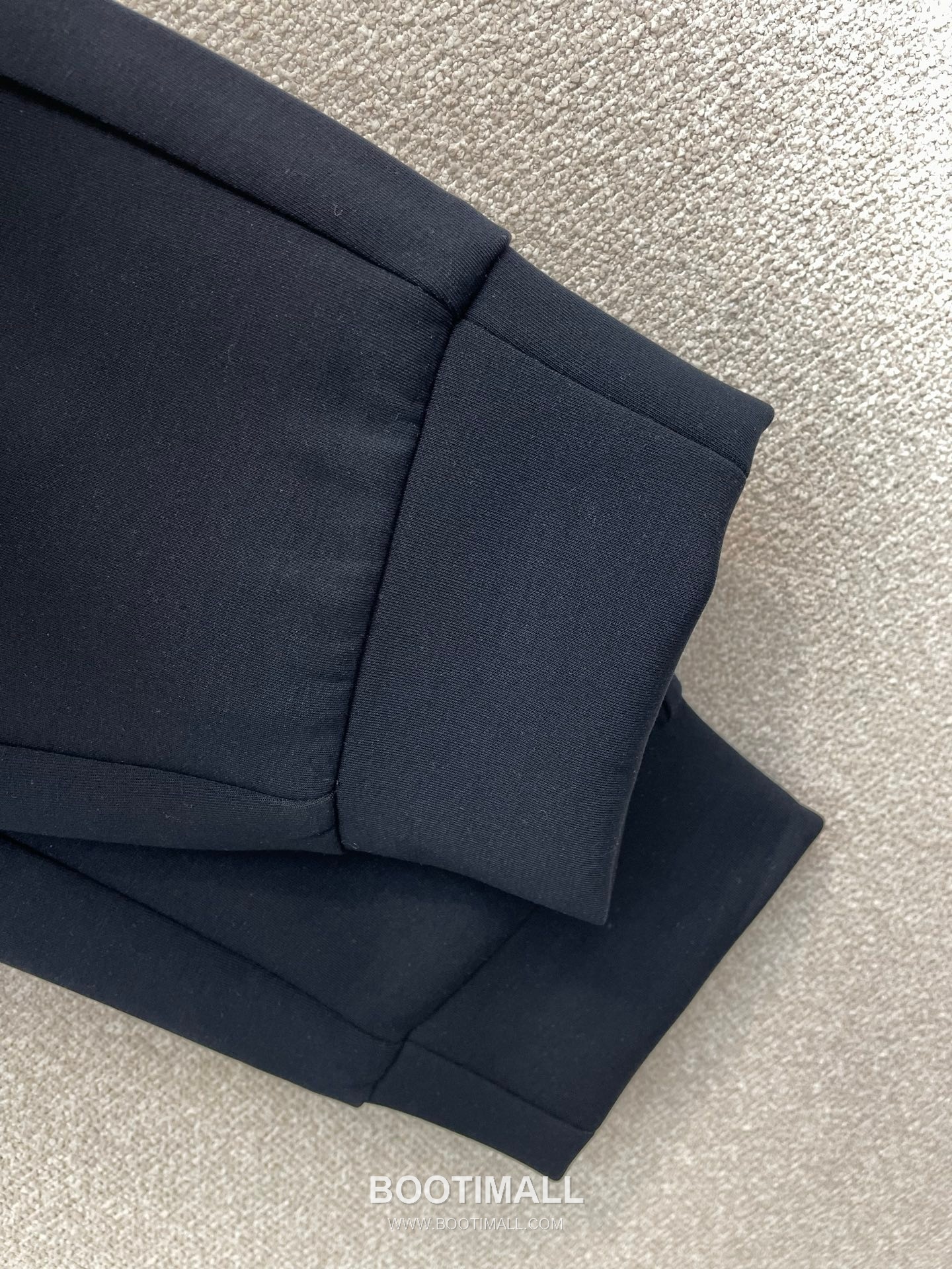 Arc'teryx SS26 Nylon Blend Logo Embroidered Casual Pants 아크테릭스 SS26 나일론 혼방 로고 자수 캐주얼 팬츠 10