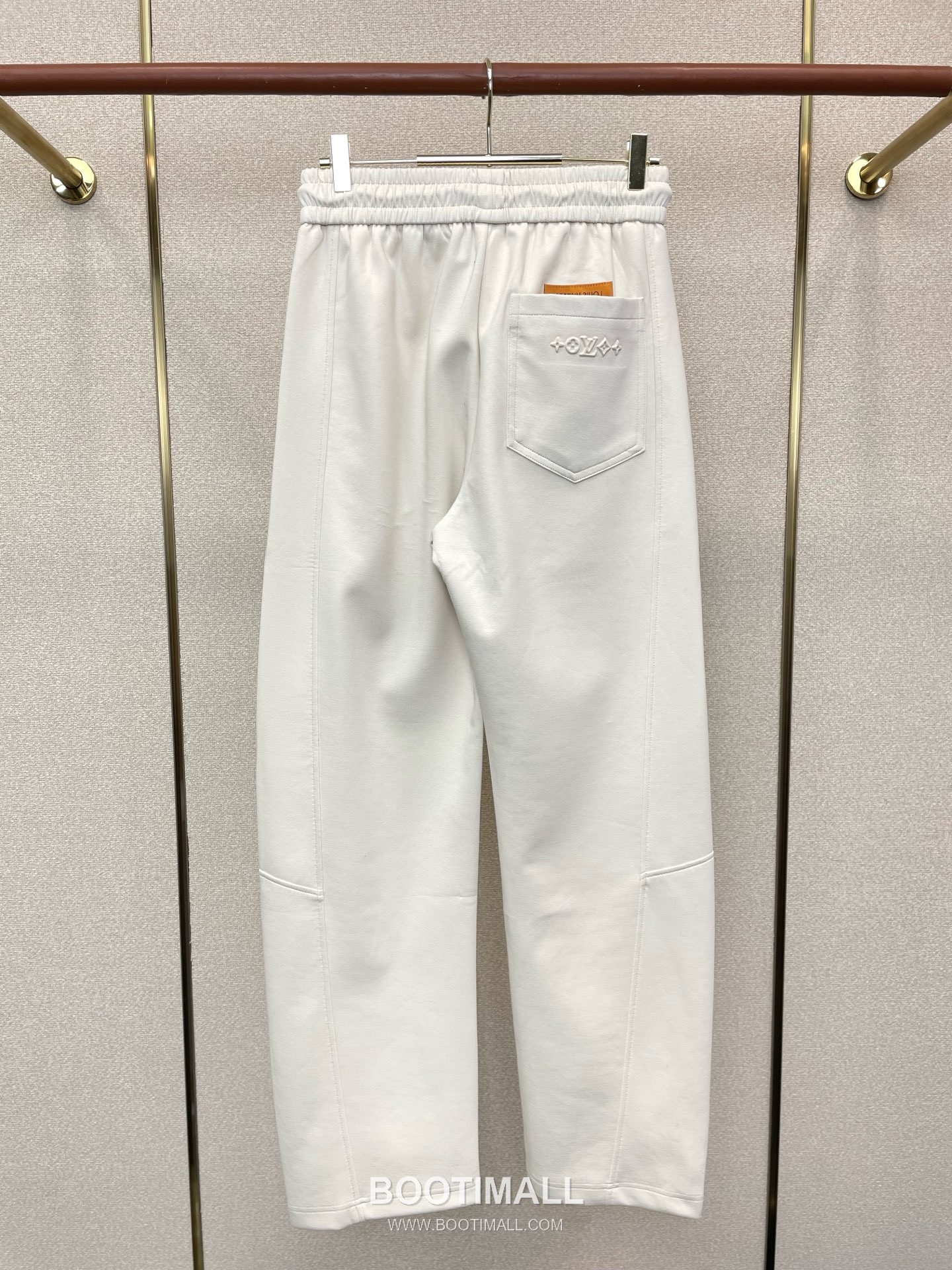 Louis Vuitton SS26 Cotton Blend Logo Embroidered Casual Pants 루이비통 SS26 코튼 혼방 로고 자수 캐주얼 팬츠 2