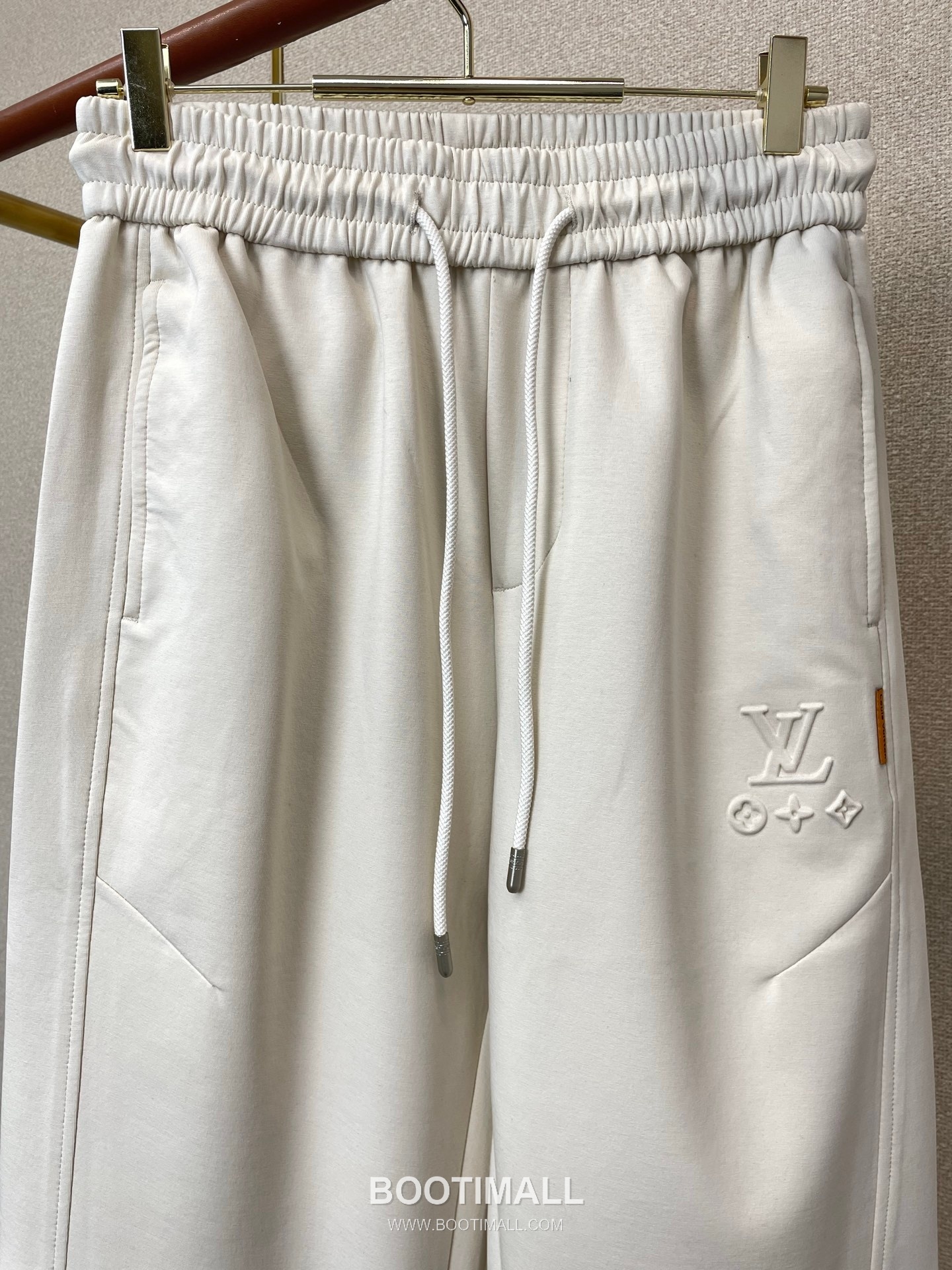 Louis Vuitton SS26 Cotton Blend Logo Embroidered Casual Pants 루이비통 SS26 코튼 혼방 로고 자수 캐주얼 팬츠 5