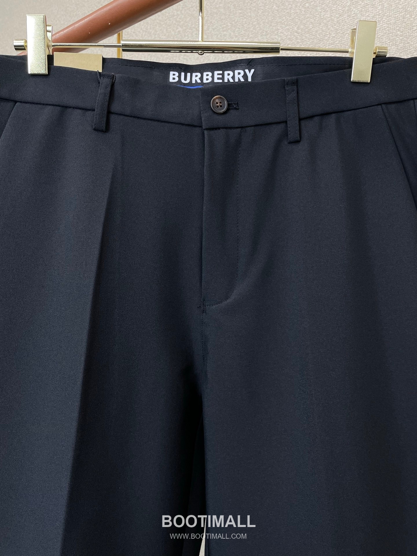 Burberry SS26 Cotton Blend Logo Embroidered Casual Pants 버버리 SS26 코튼 혼방 로고 자수 캐주얼 팬츠 5