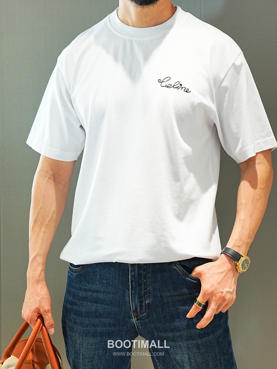 Celine 2026 SS Cotton T-Shirt with Front Embroidered Logo and Back Print 셀린느 2026 SS 코튼 티셔츠 전면 자수 로고 후면 프린트 1