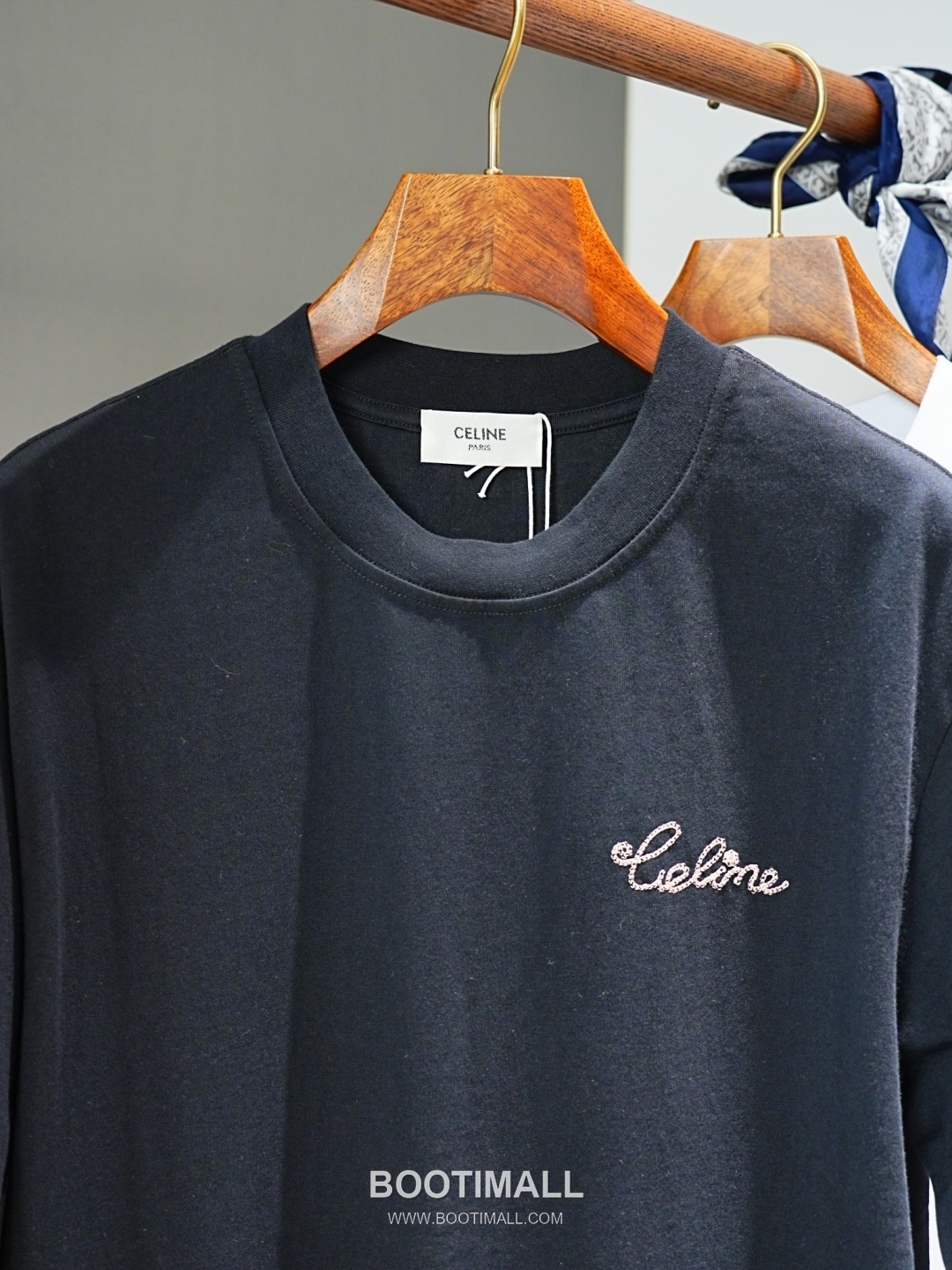 Celine 2026 SS Cotton T-Shirt with Front Embroidered Logo and Back Print 셀린느 2026 SS 코튼 티셔츠 전면 자수 로고 후면 프린트 11