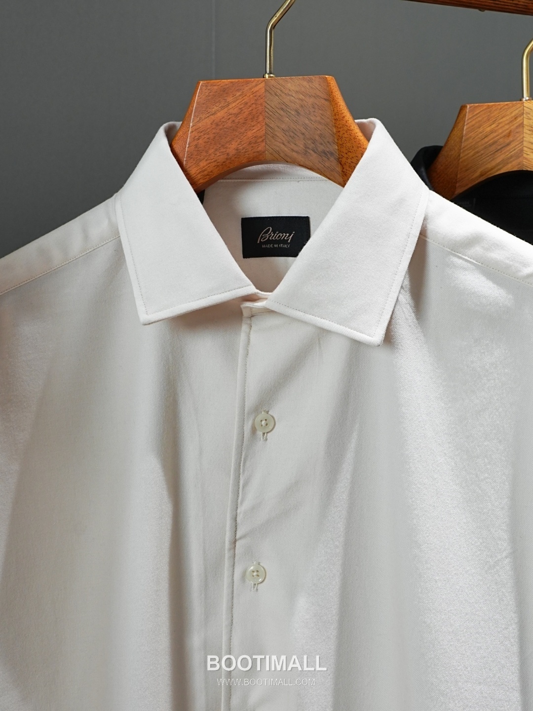 Brioni 2026 SS Brushed Fabric Shirt with Lambskin Trim 브리오니 2026 SS 브러시드 패브릭 셔츠 램스킨 트림 14
