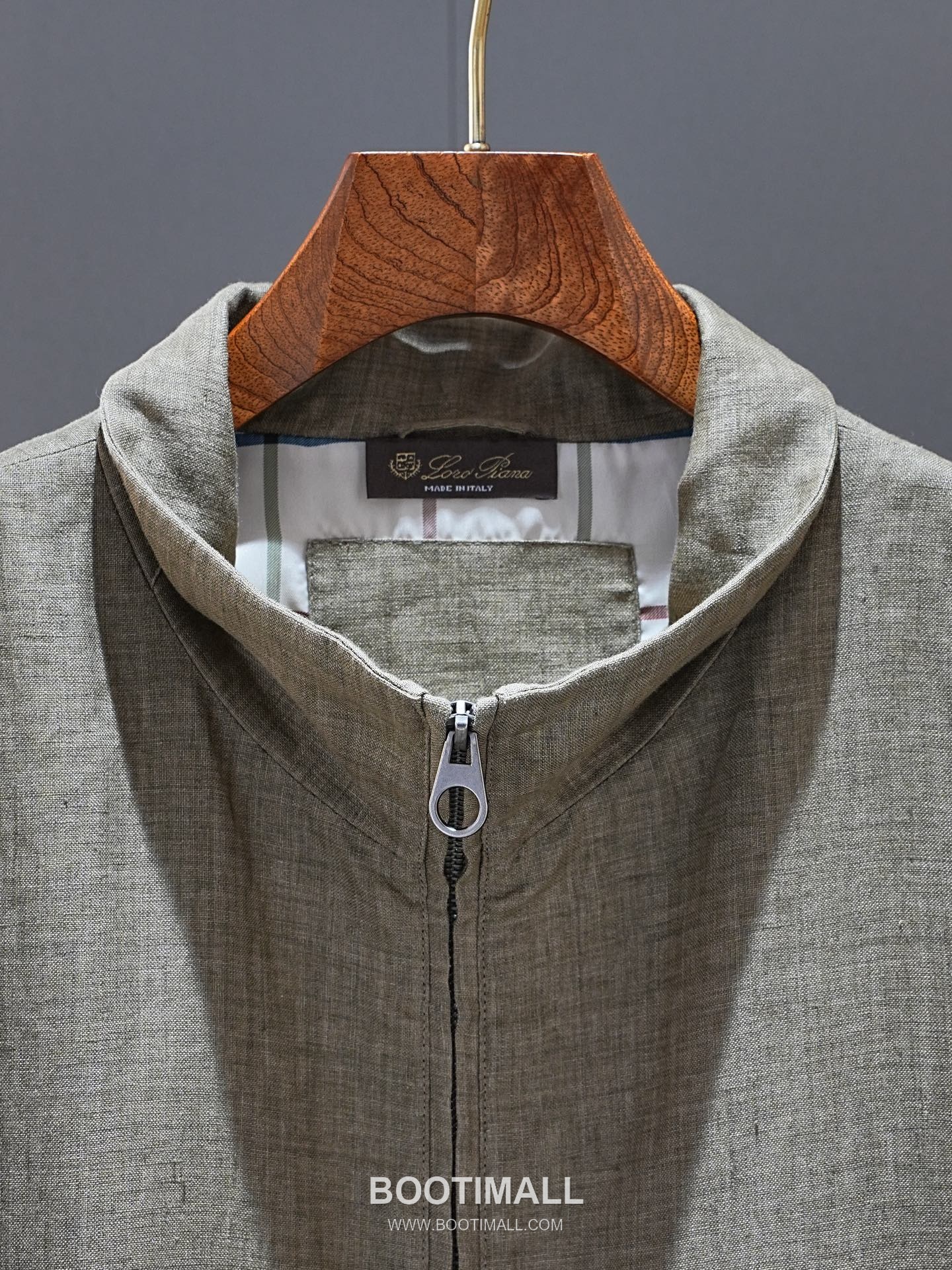 Loro Piana 2026 SS Linen Zip-Up Jacket with Stand Collar 로로피아나 2026 SS 린넨 집업 재킷 스탠드 칼라 10