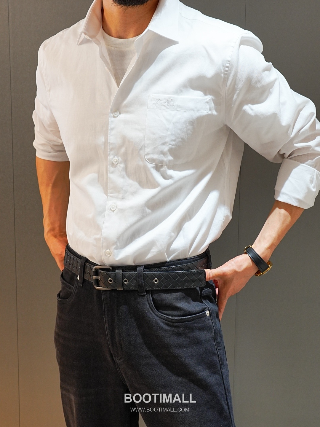 Loro Piana 2026 SS Cotton Blend Denim Pants with Washed Finish 로로피아나 2026 SS 코튼 혼방 데님 팬츠 워싱 가공 2