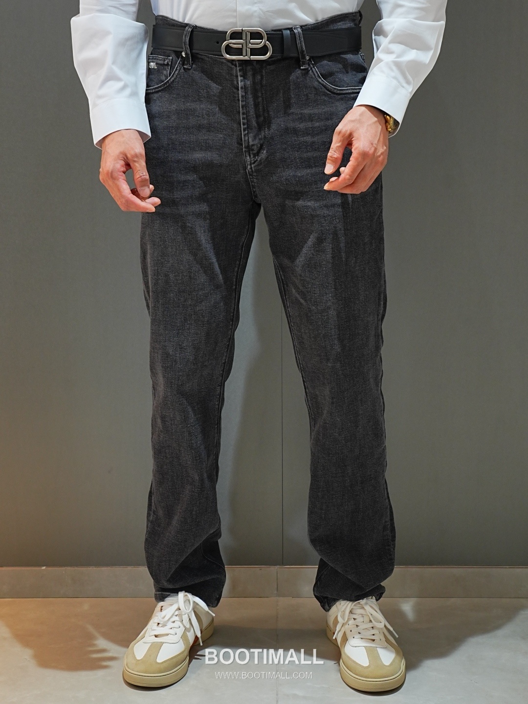 Armani 2026 SS Cotton Blend Denim Pants with Washed Finish 아르마니 2026 SS 코튼 혼방 데님 팬츠 워싱 가공 6