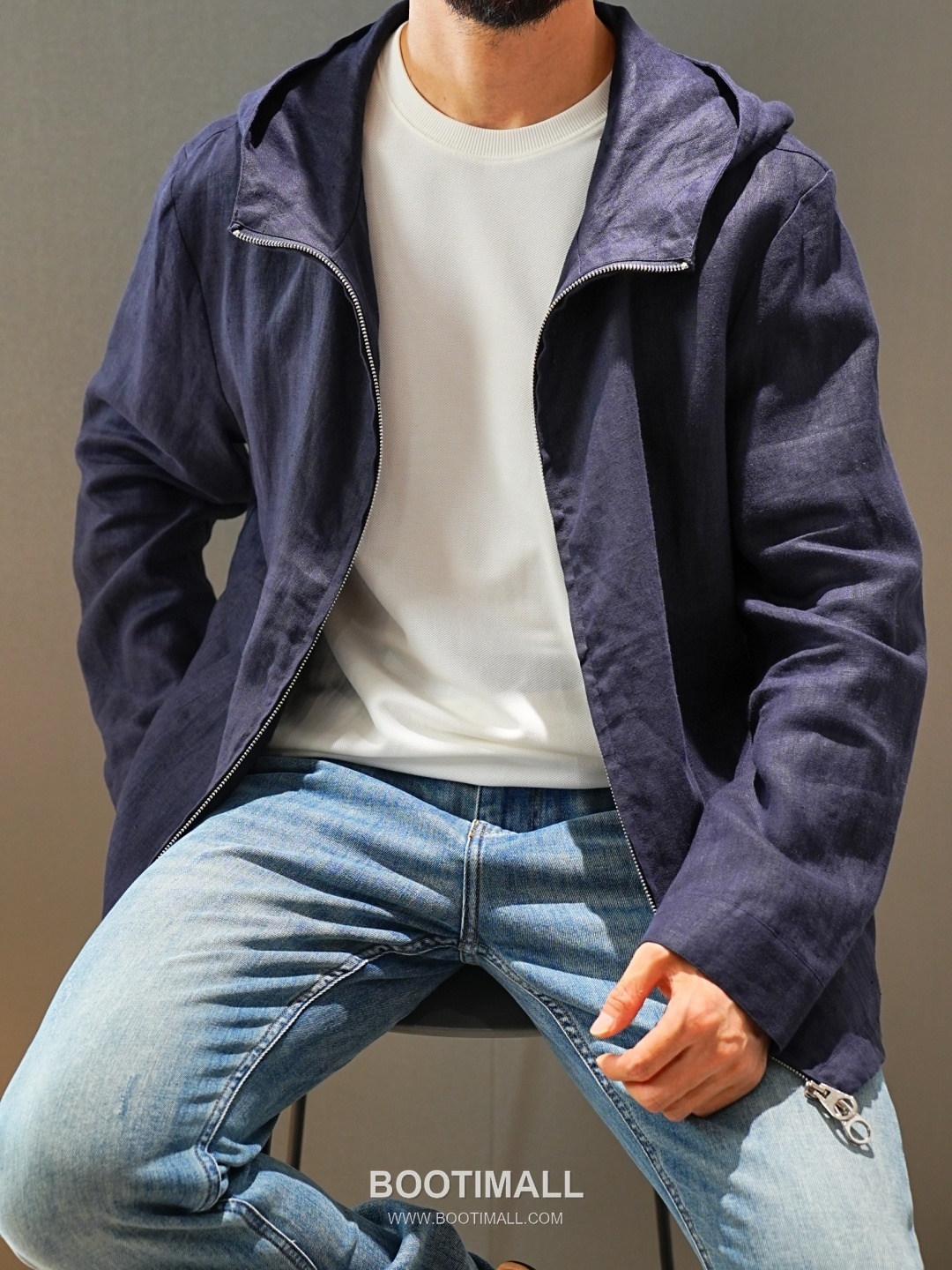 Armani 2026 SS Cotton Blend Denim Pants with Washed Finish 아르마니 2026 SS 코튼 혼방 데님 팬츠 워싱 가공 5