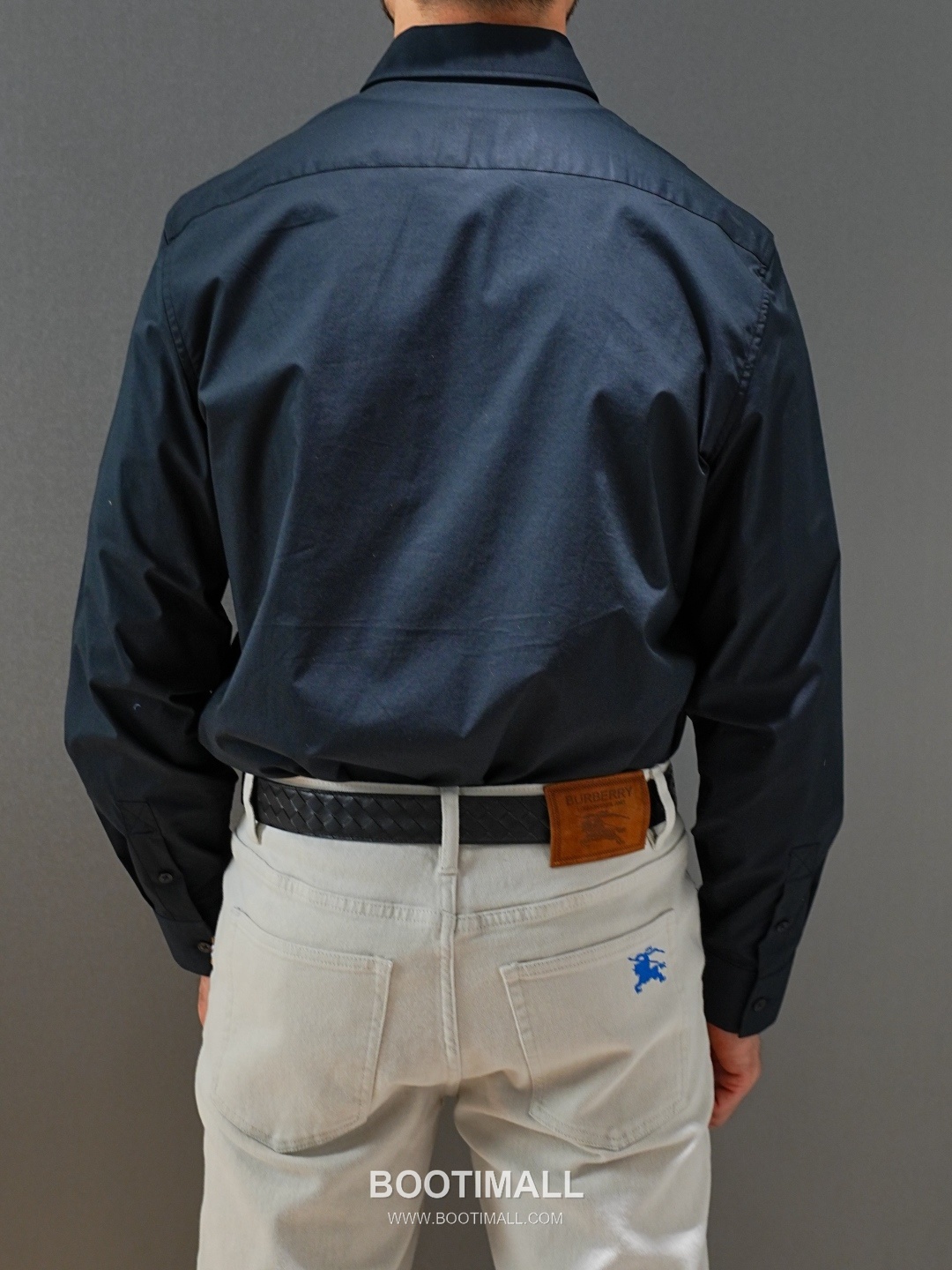 Burberry 2026 SS Cotton Blend Denim Pants with Washed Finish 버버리 2026 SS 코튼 혼방 데님 팬츠 워싱 가공 4