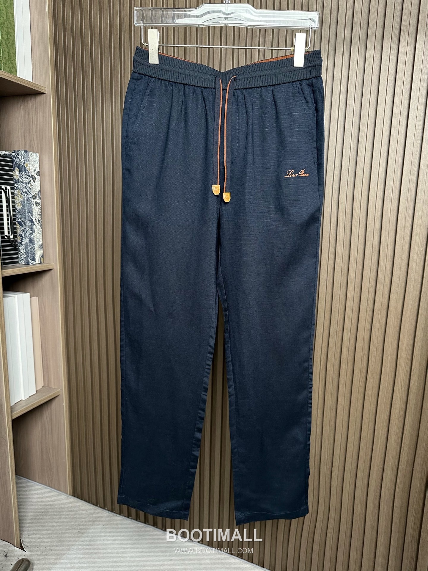 Loro Piana 2026 SS Linen Pants with Embroidered Detail 로로피아나 2026 SS 린넨 팬츠 자수 디테일 2