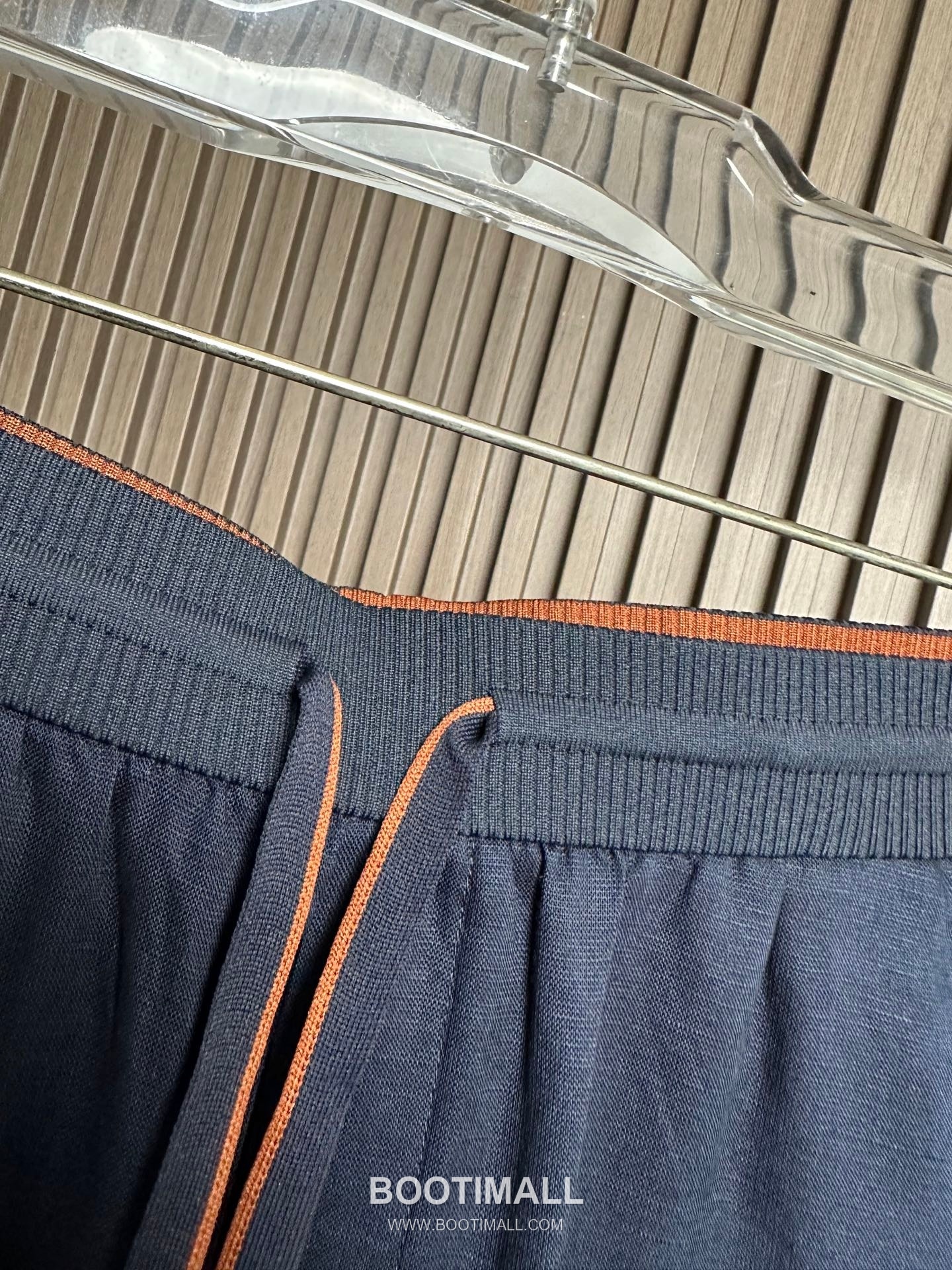 Loro Piana 2026 SS Linen Pants with Embroidered Detail 로로피아나 2026 SS 린넨 팬츠 자수 디테일 10