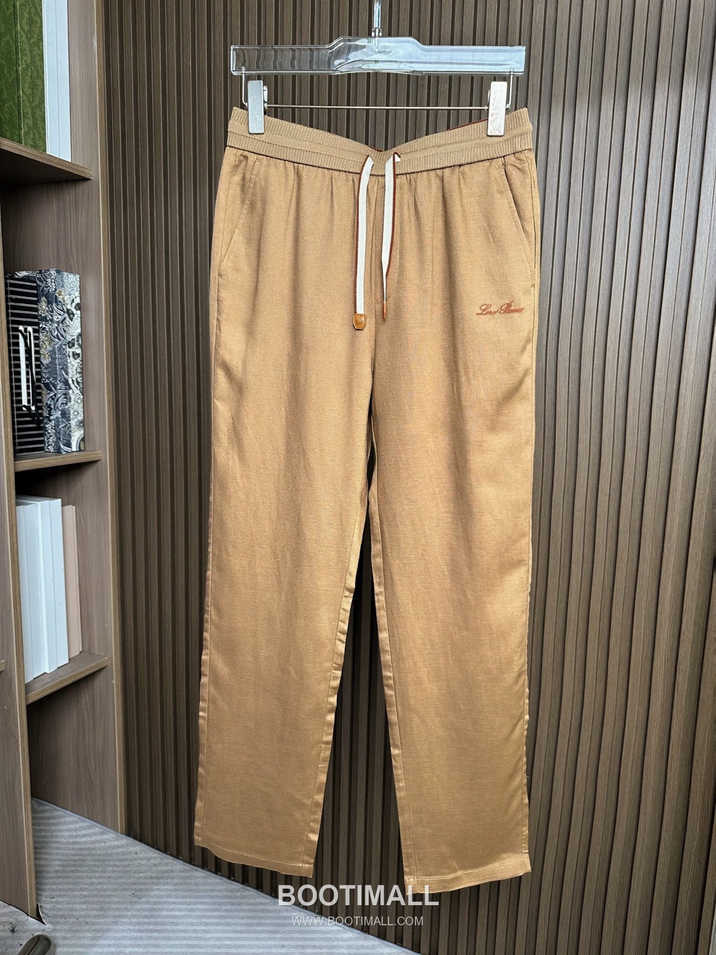 Loro Piana 2026 SS Linen Pants with Embroidered Detail 로로피아나 2026 SS 린넨 팬츠 자수 디테일 2