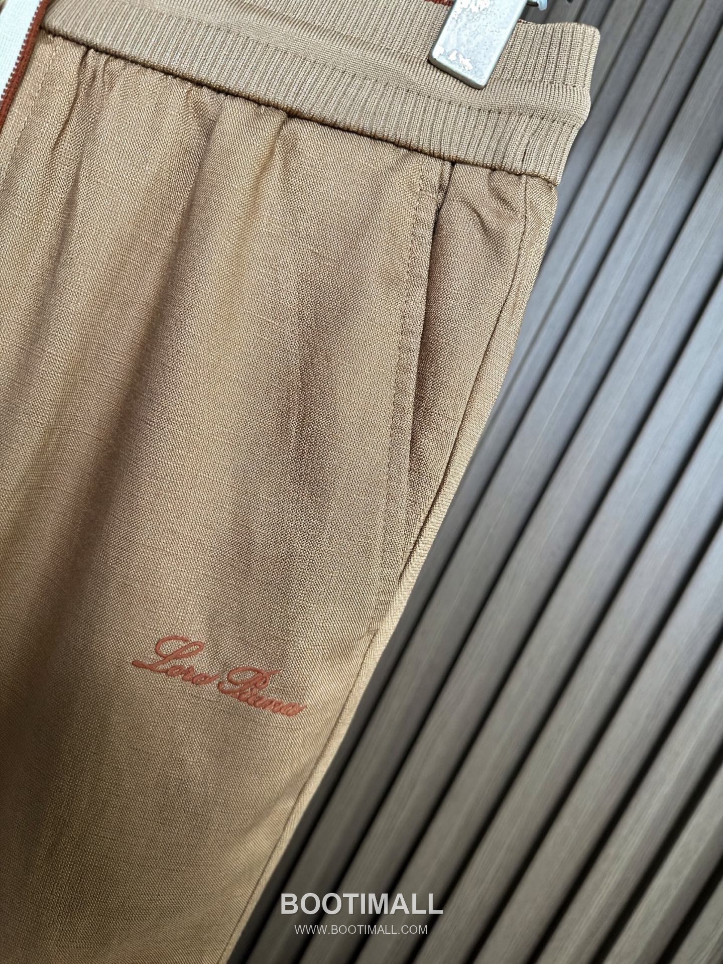 Loro Piana 2026 SS Linen Pants with Embroidered Detail 로로피아나 2026 SS 린넨 팬츠 자수 디테일 10