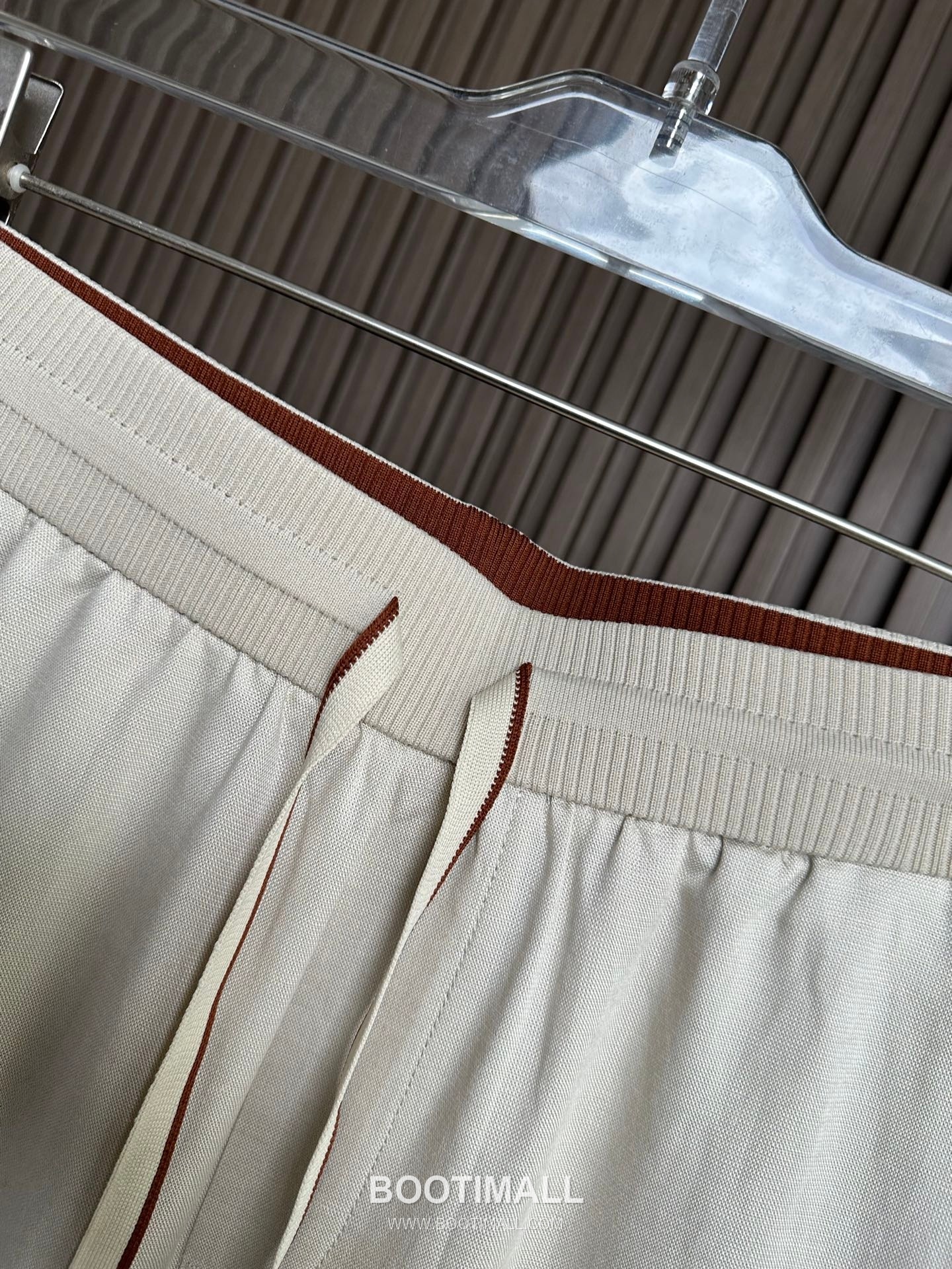 Loro Piana 2026 SS Linen Pants with Embroidered Detail 로로피아나 2026 SS 린넨 팬츠 자수 디테일 8