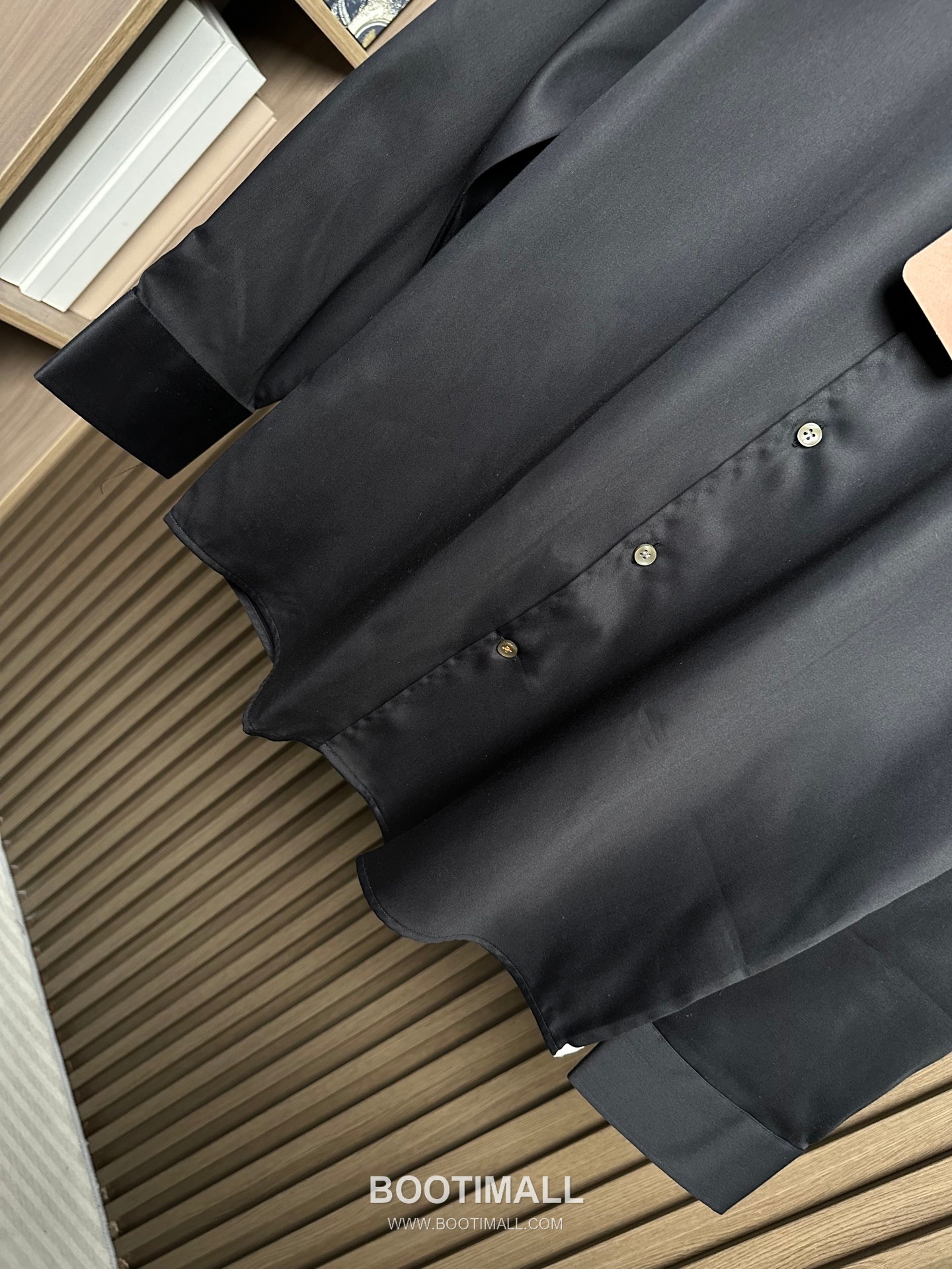 Loro Piana 2026 SS Cotton Blend Shirt with Draped Fabric 로로피아나 2026 SS 코튼 혼방 셔츠 드레이프 원단 8