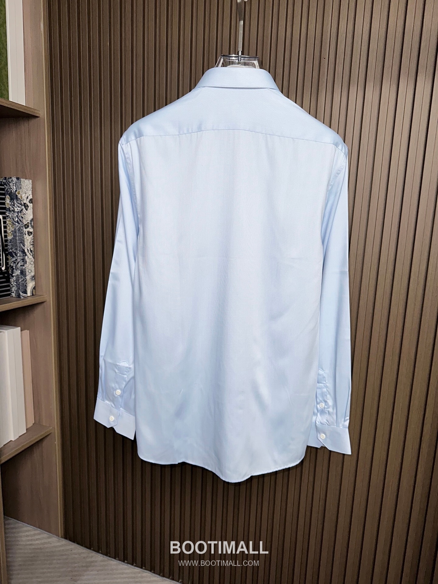 Dior 2026 SS Cotton Shirt with Bee Embroidered Logo 디올 2026 SS 코튼 셔츠 벌 자수 로고 3