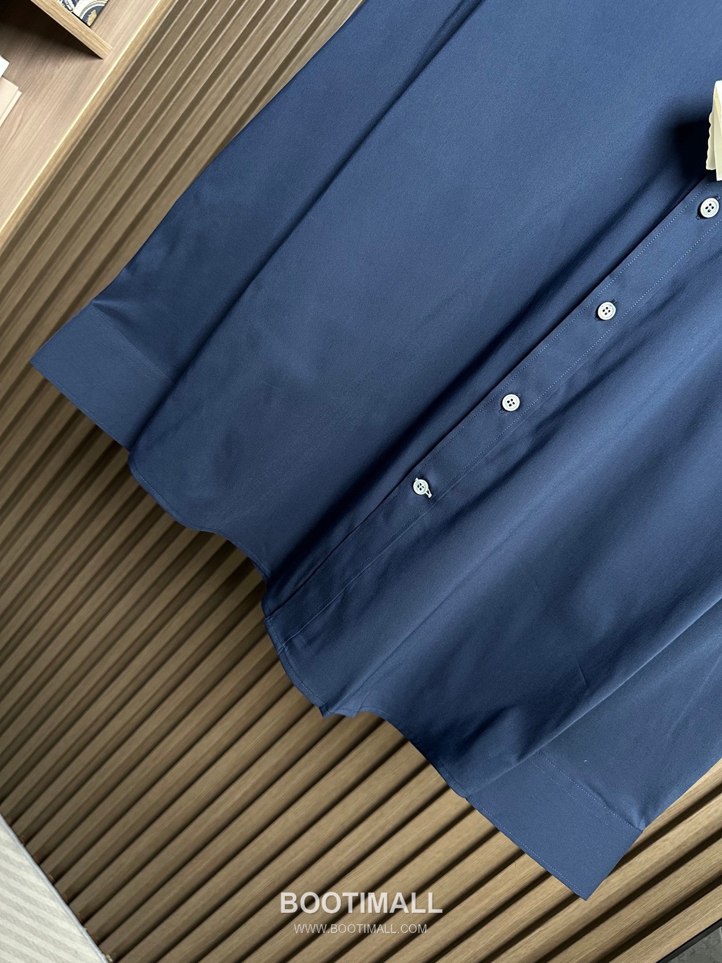 Brunello Cucinelli 2026 SS Cotton Shirt with Minimal Design 브루넬로쿠치넬리 2026 SS 코튼 셔츠 미니멀 디자인 12