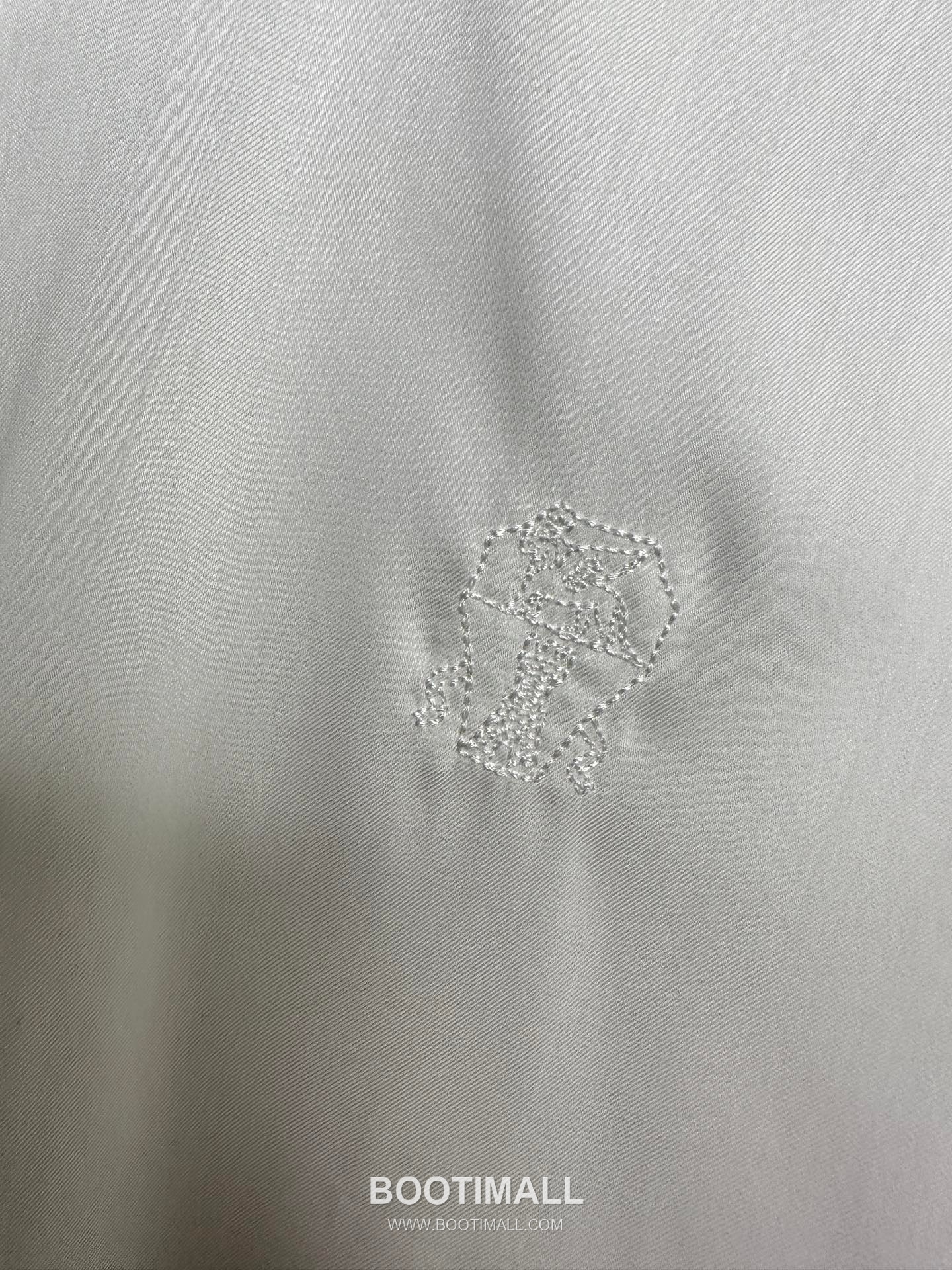 Brunello Cucinelli 2026 SS Cotton Shirt with Minimal Design 브루넬로쿠치넬리 2026 SS 코튼 셔츠 미니멀 디자인 7