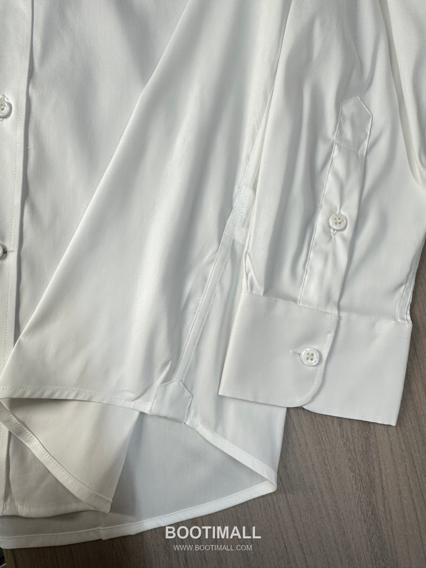 Brunello Cucinelli 2026 SS Cotton Shirt with Minimal Design 브루넬로쿠치넬리 2026 SS 코튼 셔츠 미니멀 디자인 9
