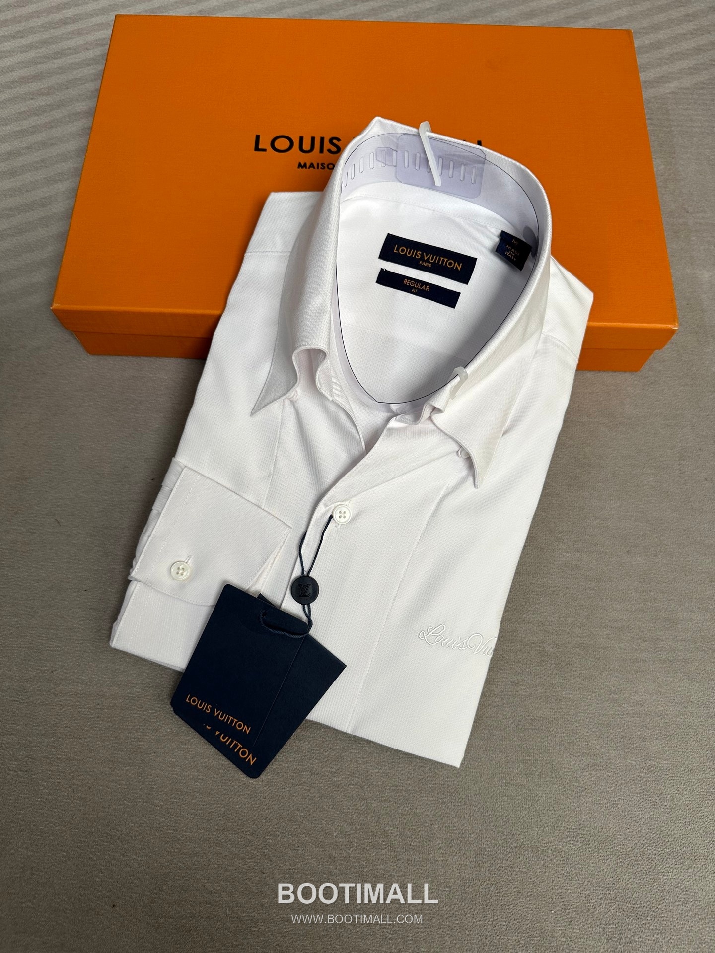 Louis Vuitton 2026 SS Cotton Shirt with Embroidered Logo Patch 루이비통 2026 SS 코튼 셔츠 자수 로고 패치 1